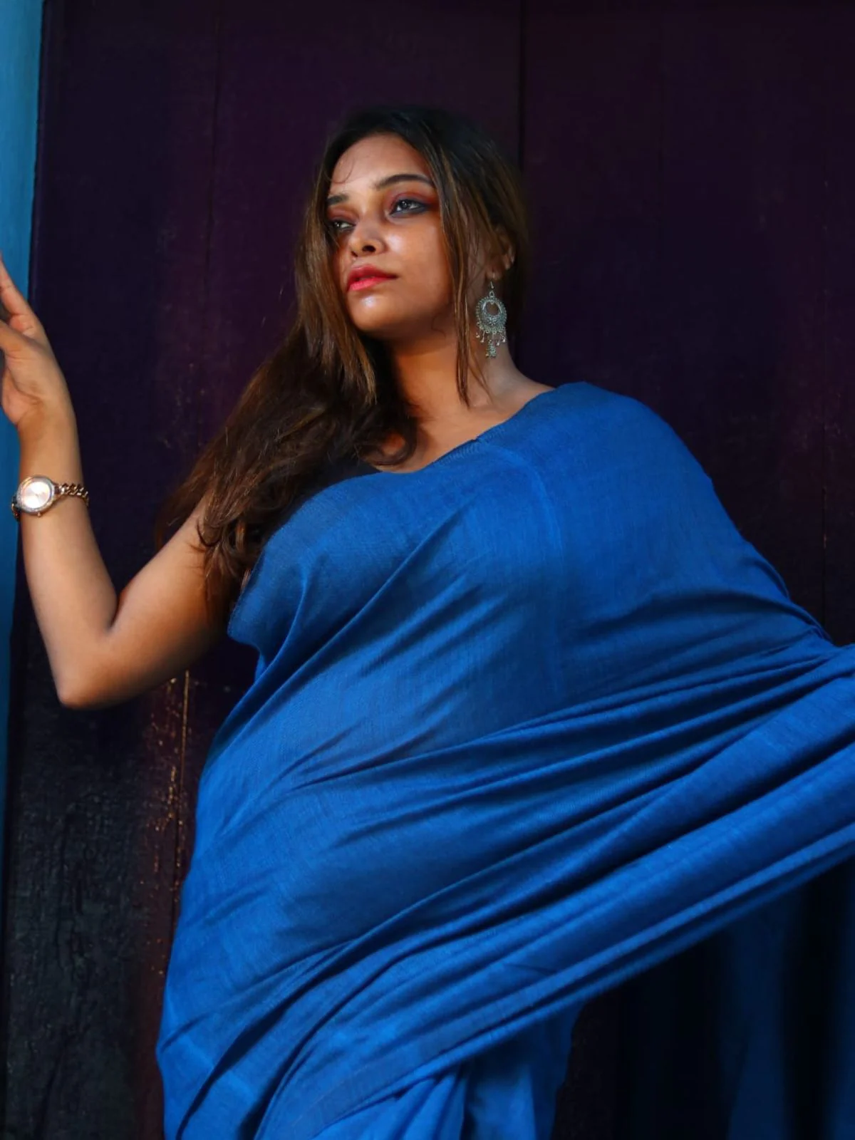 Odette Blue Cotton  Saree  With Unstitched Blouse for Women - Image 5