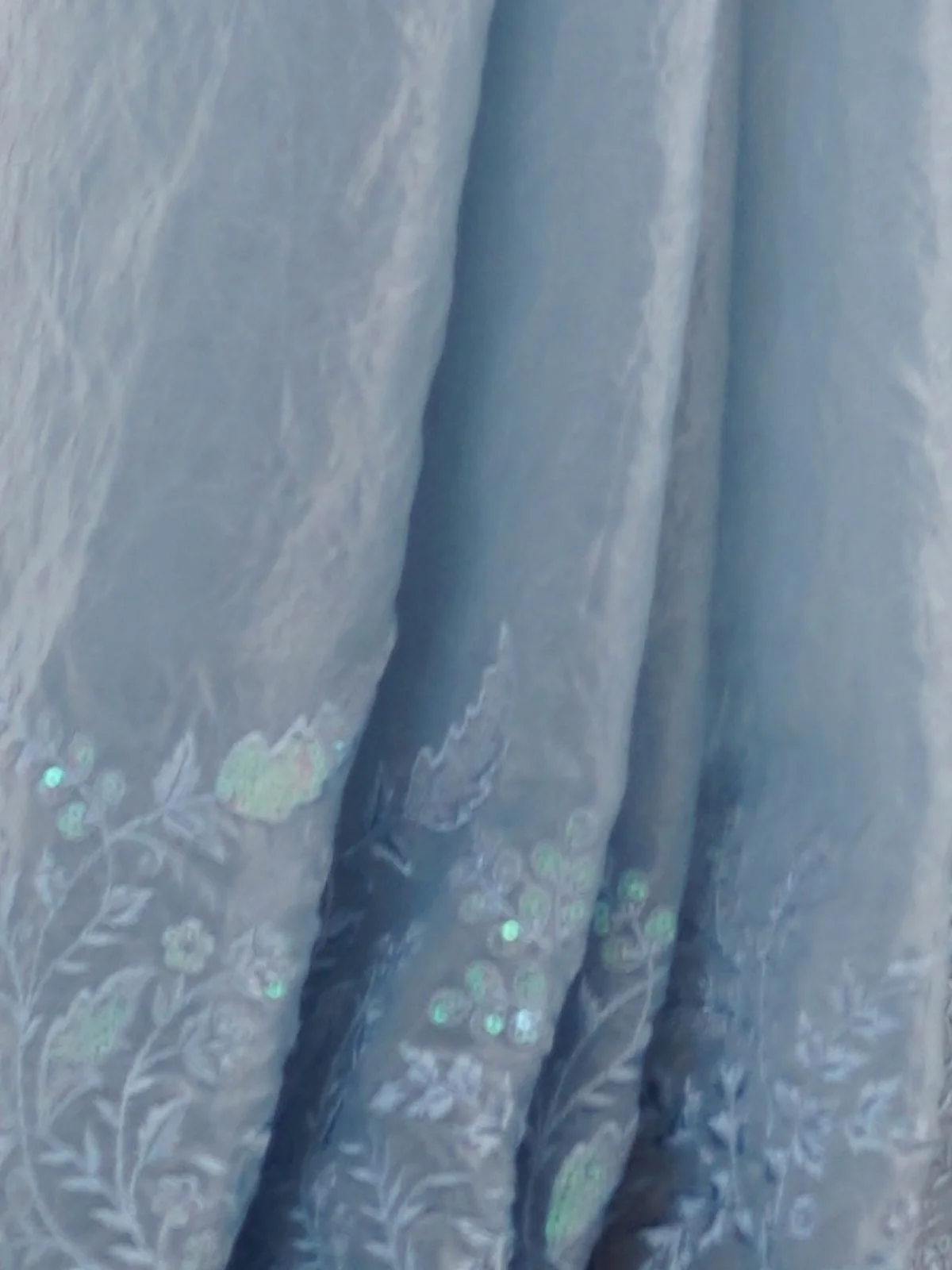 Odette Blue Crushed Tissue Embroidered Saree With Unstitched Blouse For Women - Image 6
