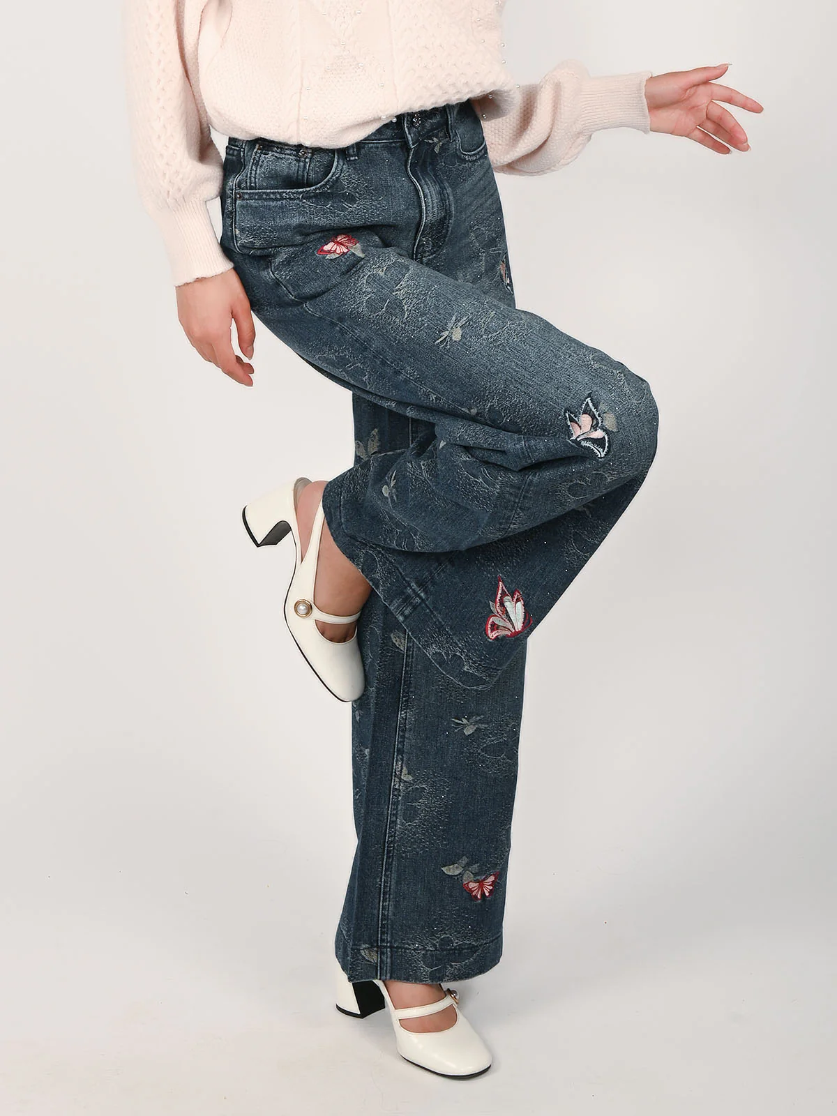 Odette Blue Denim Embroidered Jeans For Women - Image 3