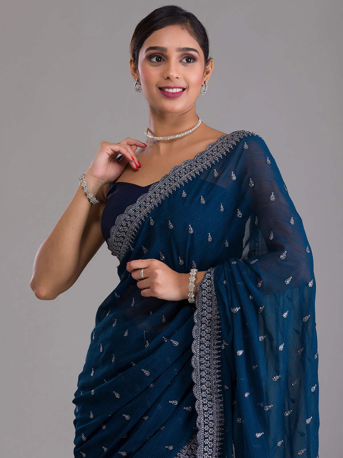Odette Blue Embroidered Chiffon Saree With Unstitched Blouse For Women - Image 6