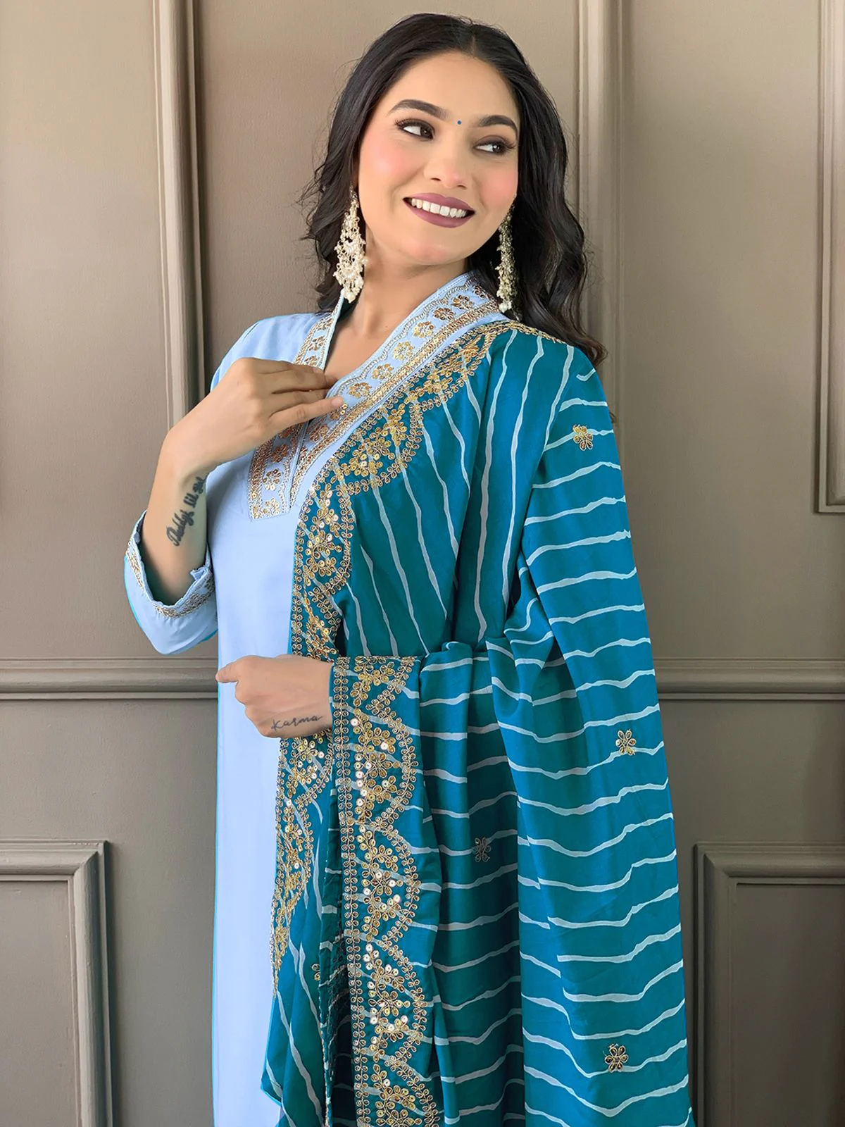Odette Mauve Embroidered Viscose Silk Stitched Kurta Salwar Set For Women - Image 4