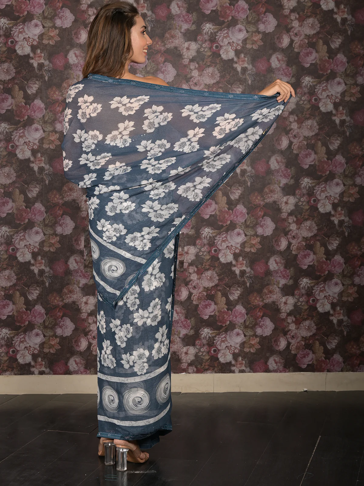 Odette Blue Floral Printed Chiffon Saree Without Blouse for Women - Image 5