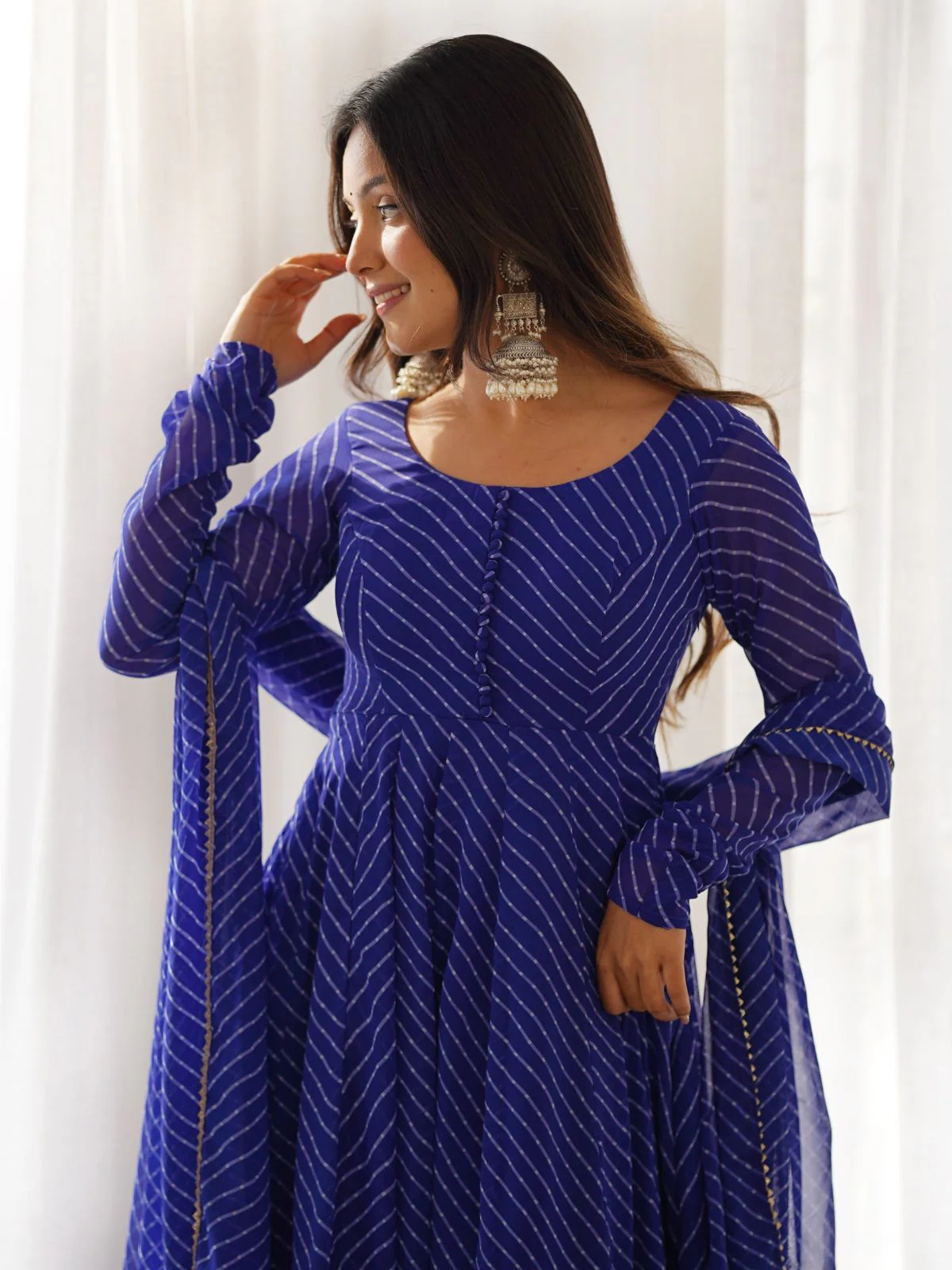 Odette Blue Georgette Printed Kurta Set For Women - Image 3