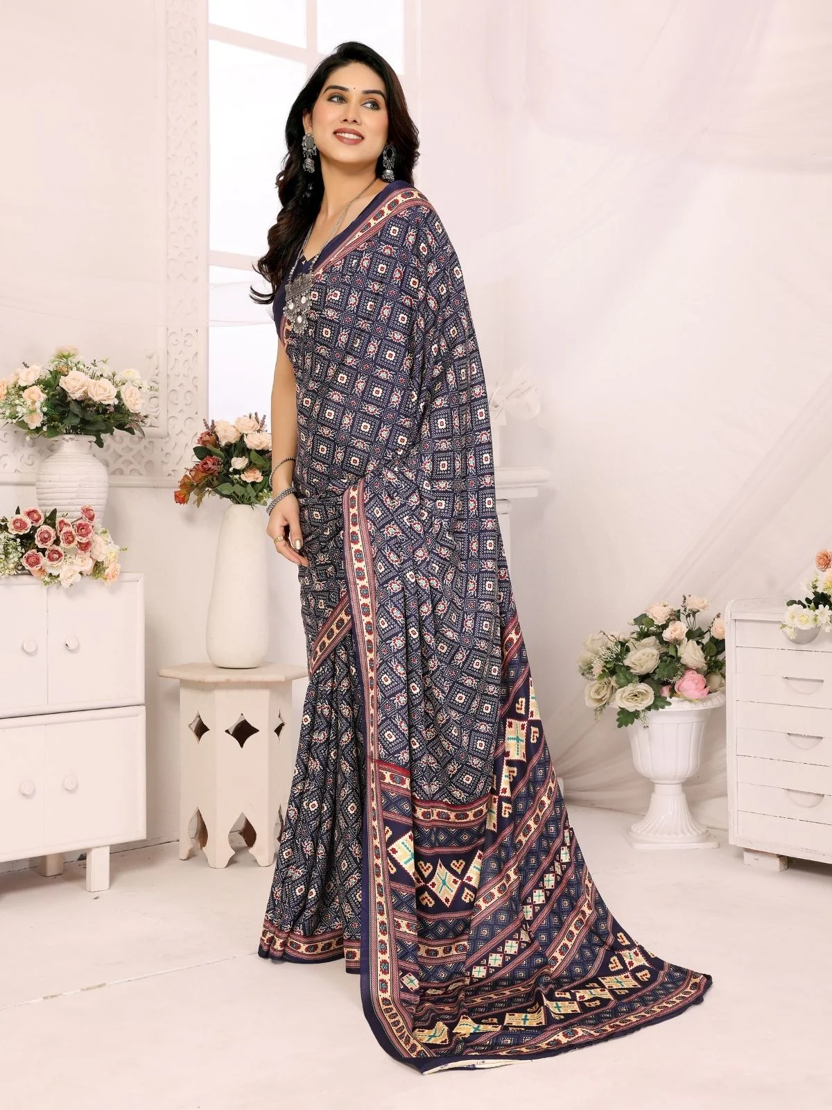 Odette Blue Georgette Printed Saree For Women - Image 2