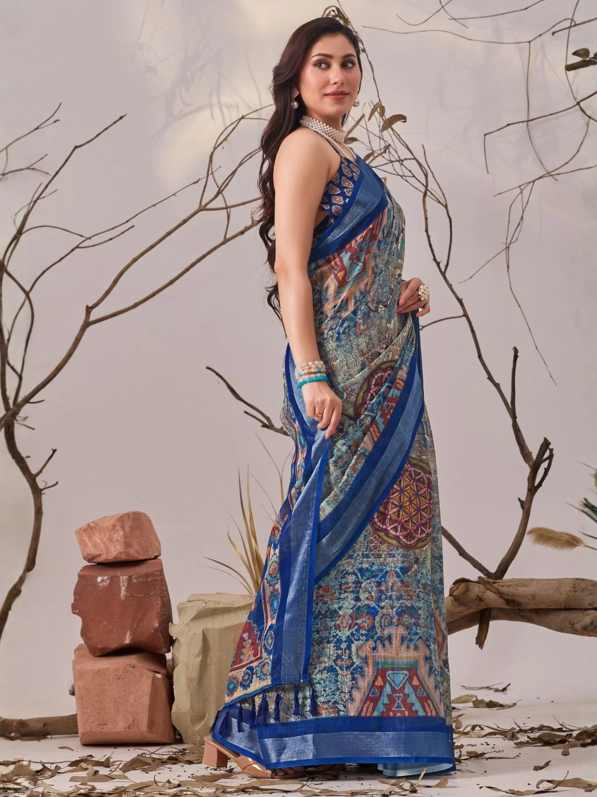 Odette Blue Linen Cotton Printed Saree For Women - Image 2