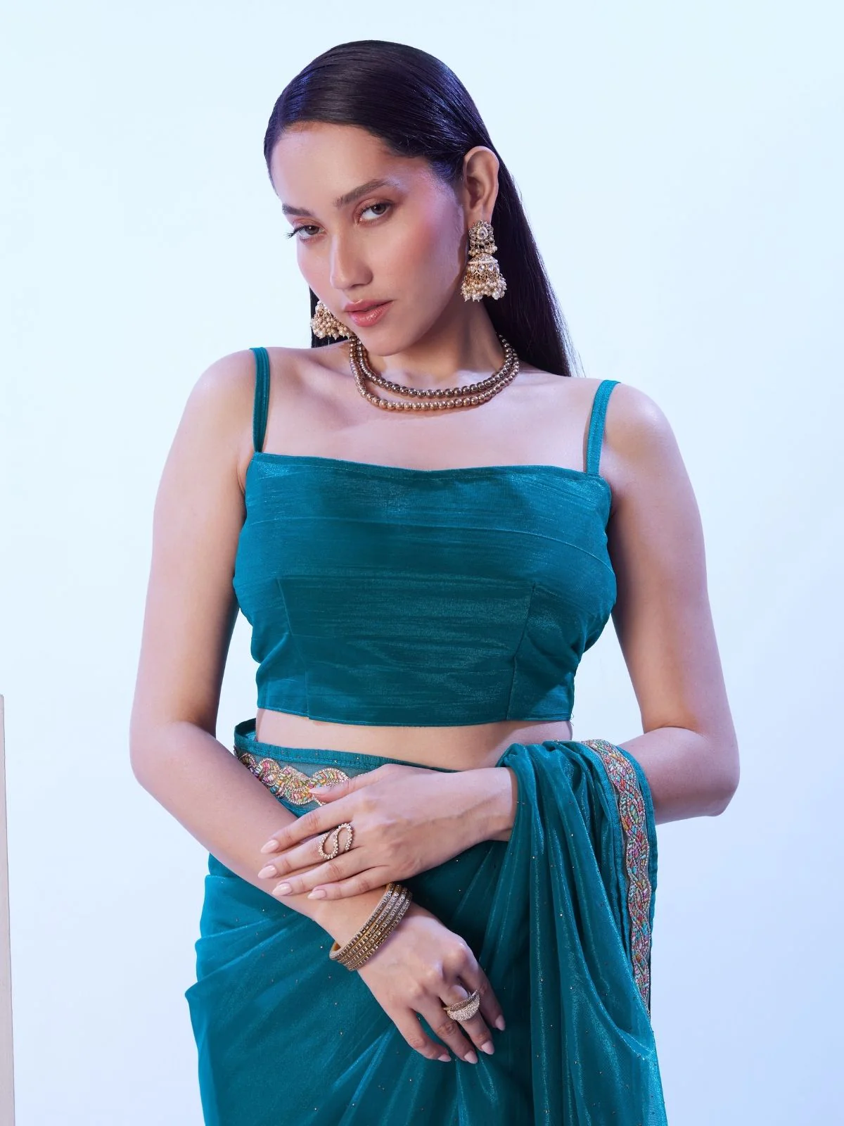 Odette Blue Net Embellished Lace Work Saree With Unstitched Blouse For Women - Image 4
