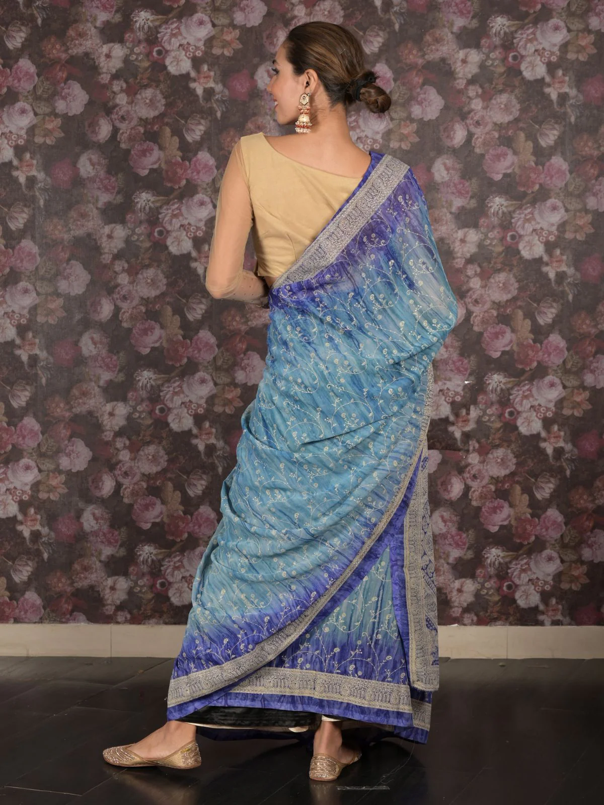 Odette Blue Printed Georgette Saree for Women - Image 4