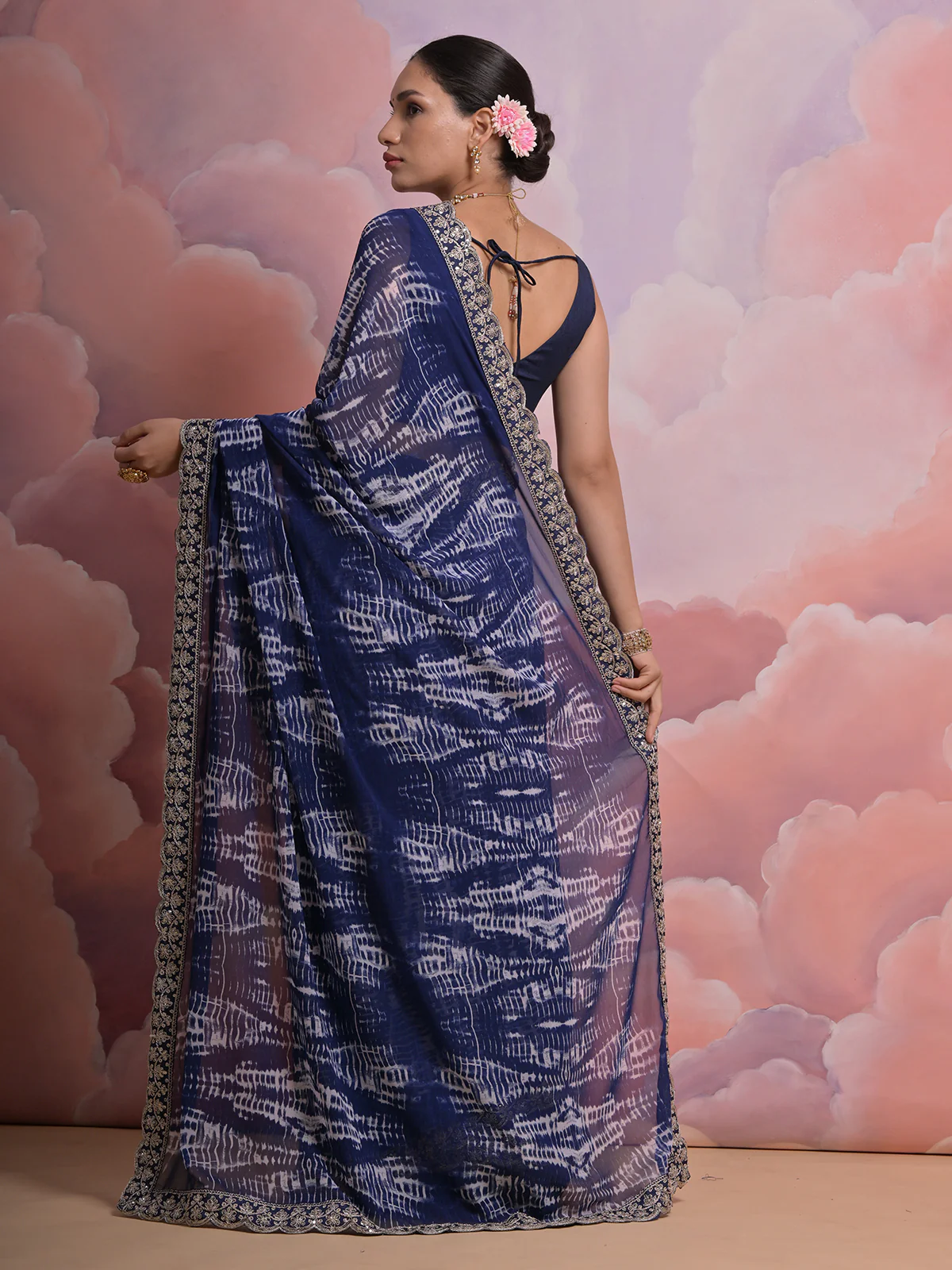 Odette Blue Printed Georgette Saree With Unstitched Blouse For Women - Image 4