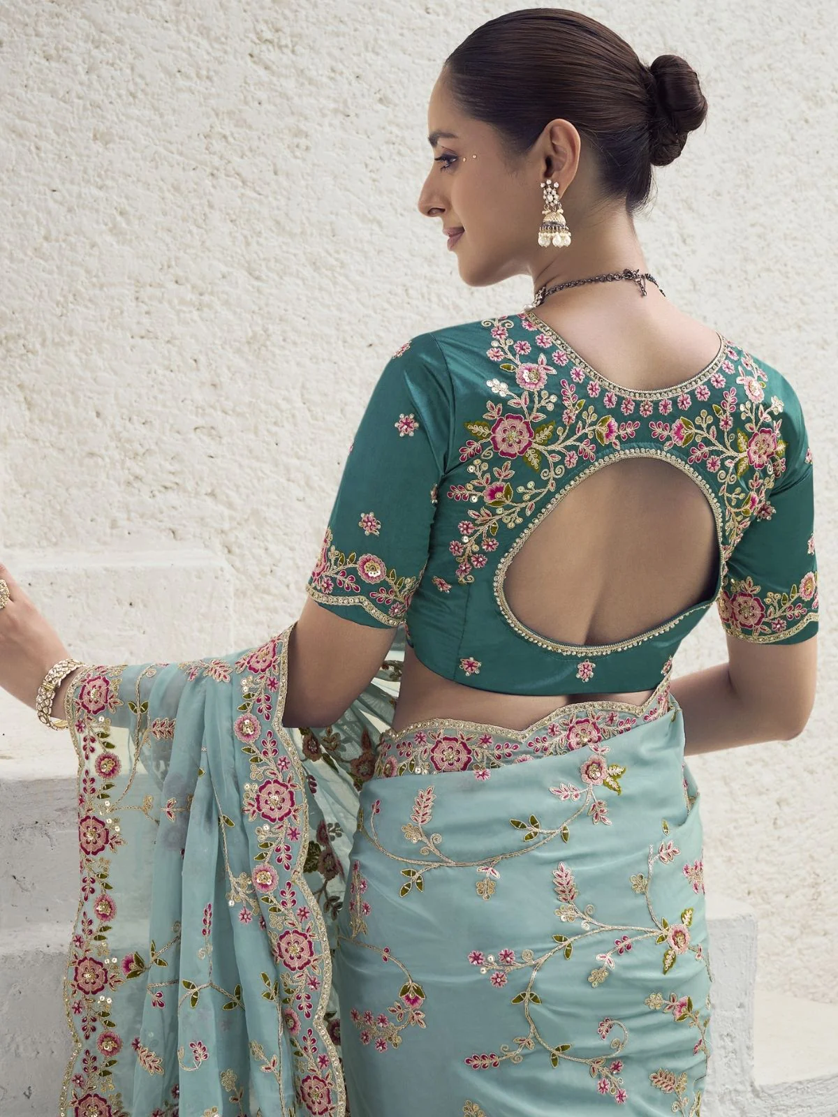 Odette Blue Organza Embroidered Saree With Unstitched Blouse For Women - Image 3