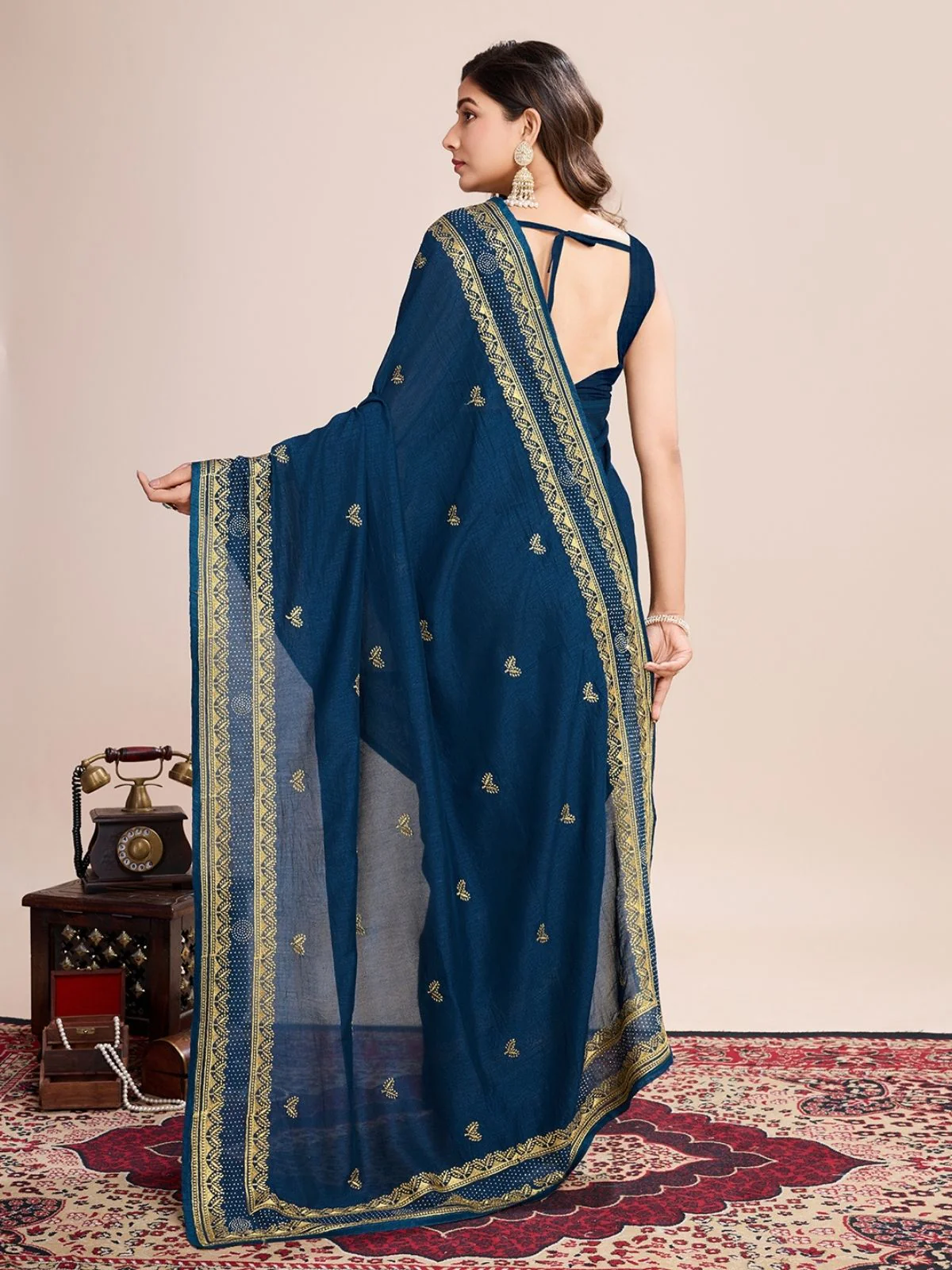 Odette Blue Silk Blend Embroidered Saree With Unstitched Blouse For Women - Image 3