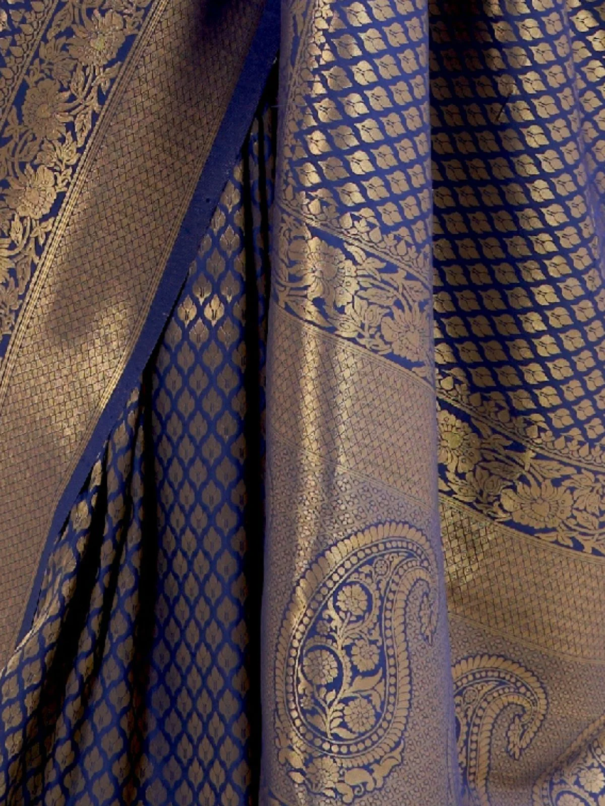 Odette Blue Silk Blend Woven Saree With Unstitched Blouse For Women - Image 3