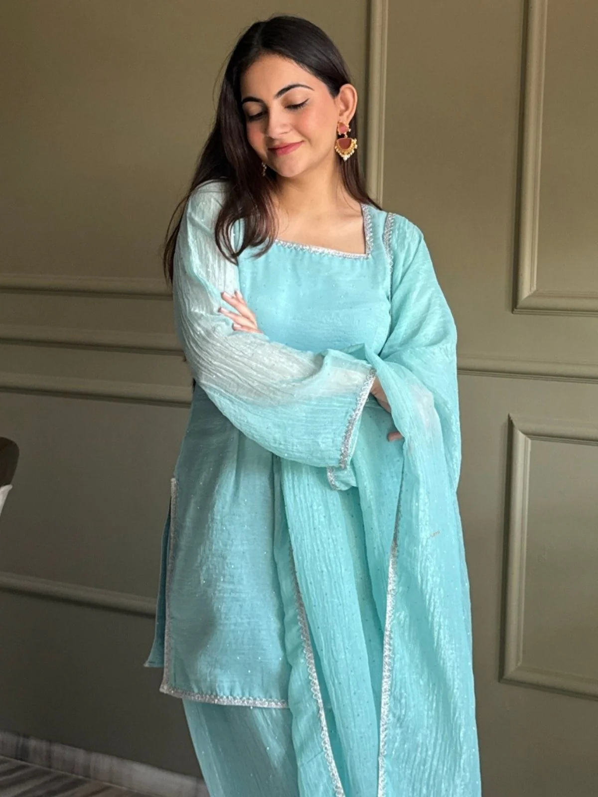 Odette Blue Silk Solid Kurta Set For Women - Image 4