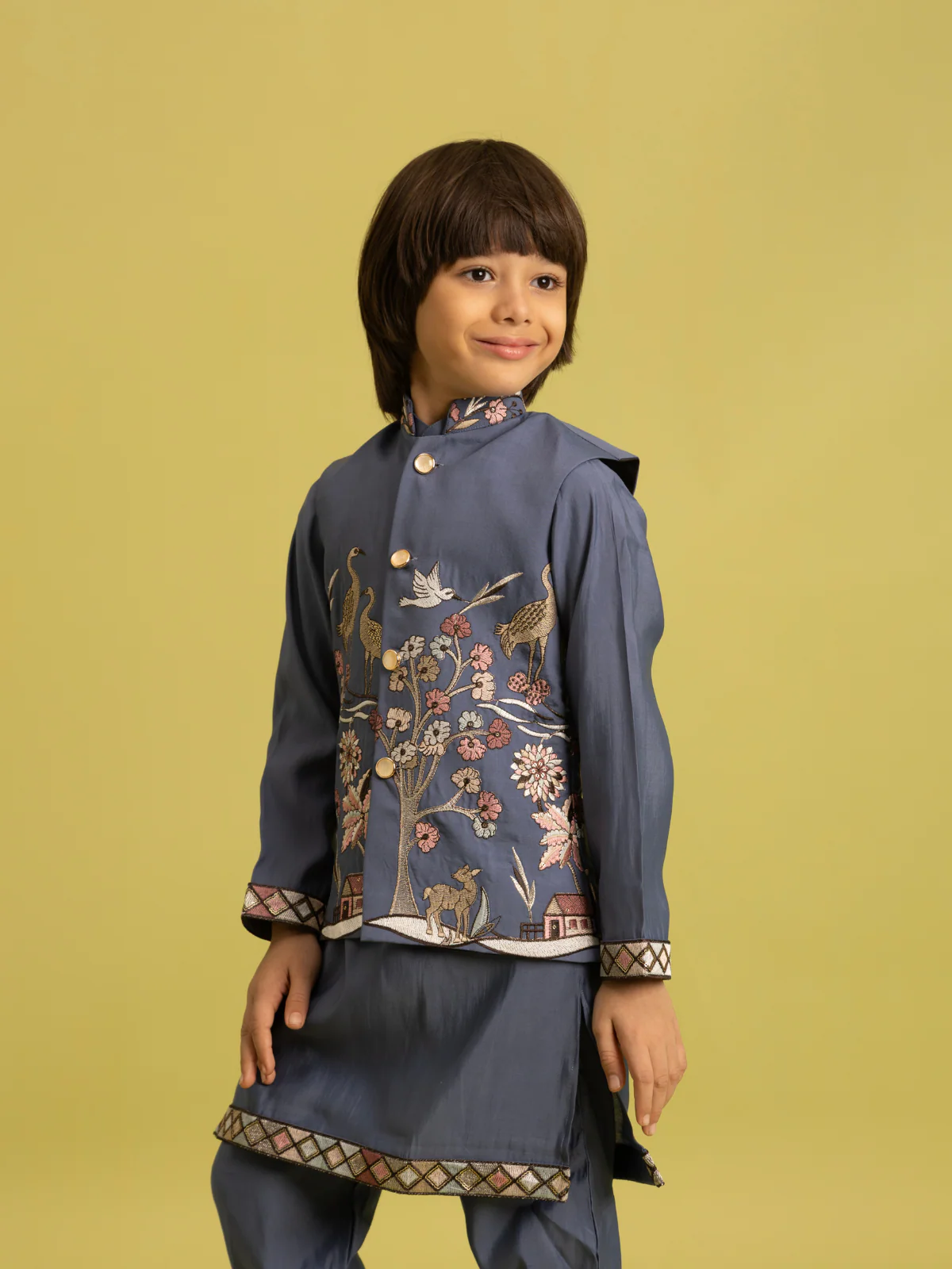 Odette Grey Viscose Silk Embroidered Stitched Kurta Set For Kids - Image 4