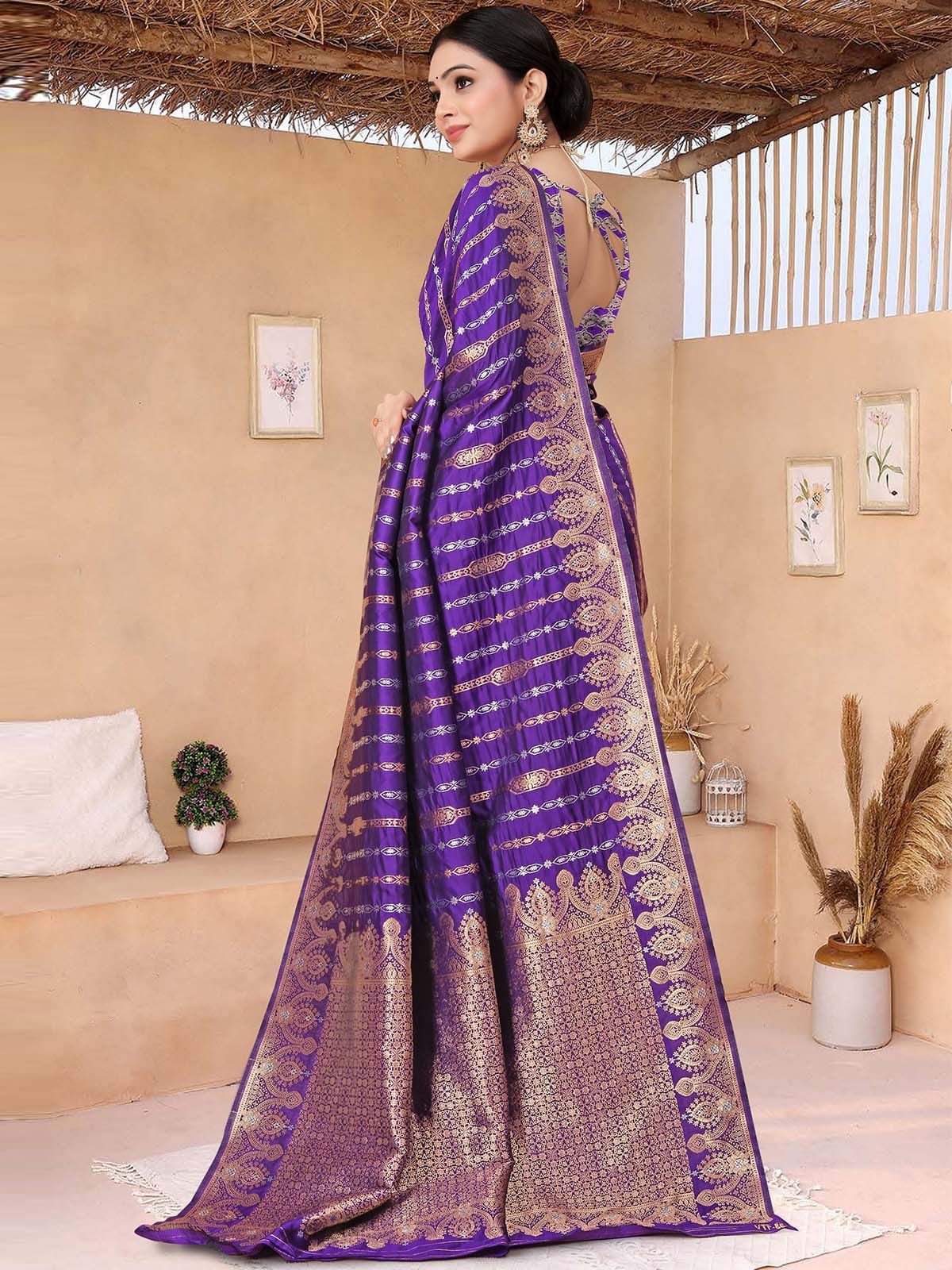 Odette Purple Woven Banarasi Silk Saree With Unstitched Blouse For Women - Image 5