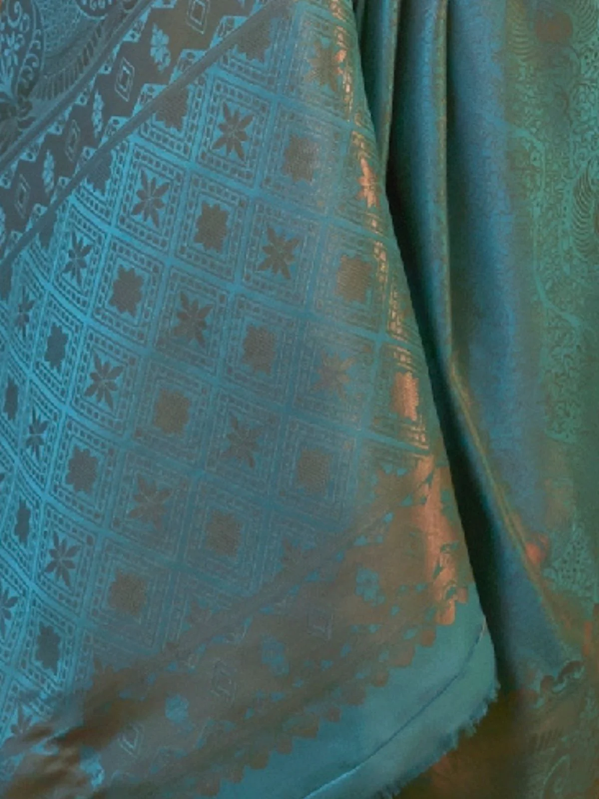 Odette Blue Woven Design Silk Blend Saree With Unstitched Blouse For Women - Image 3