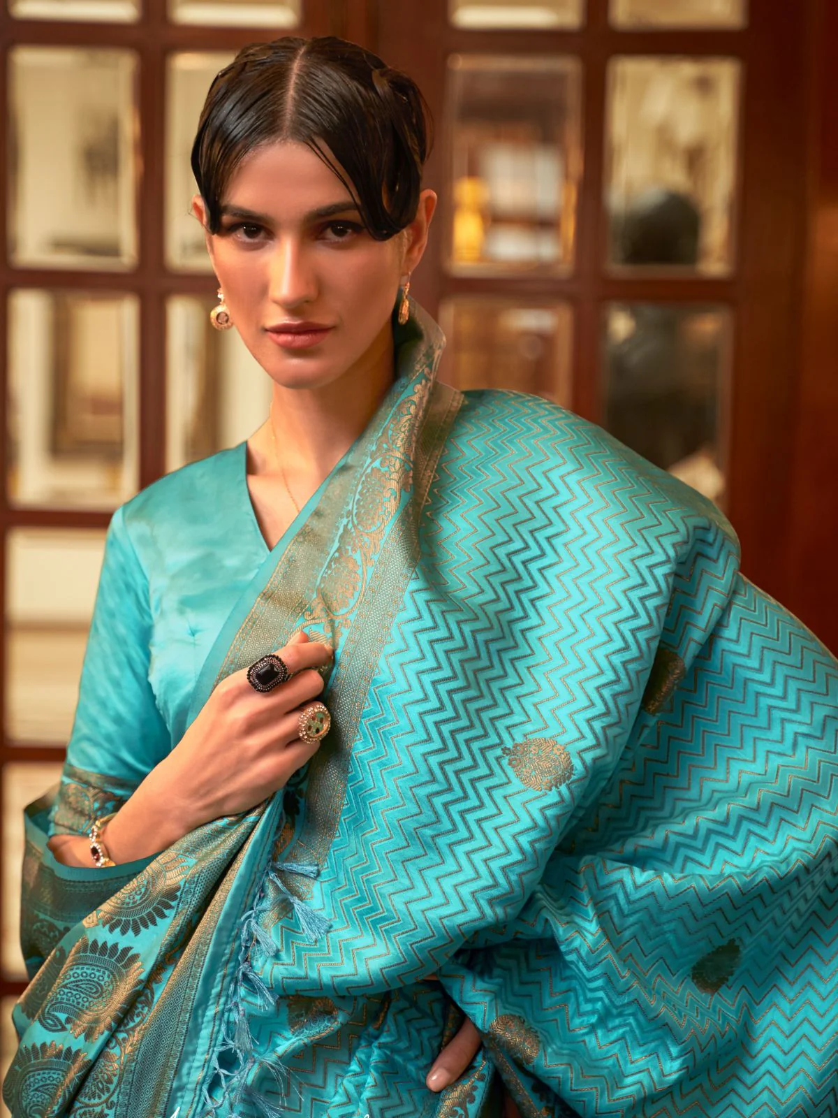 Odette Blue Woven Design Silk Blend Saree With Unstitched Blouse For Women - Image 2