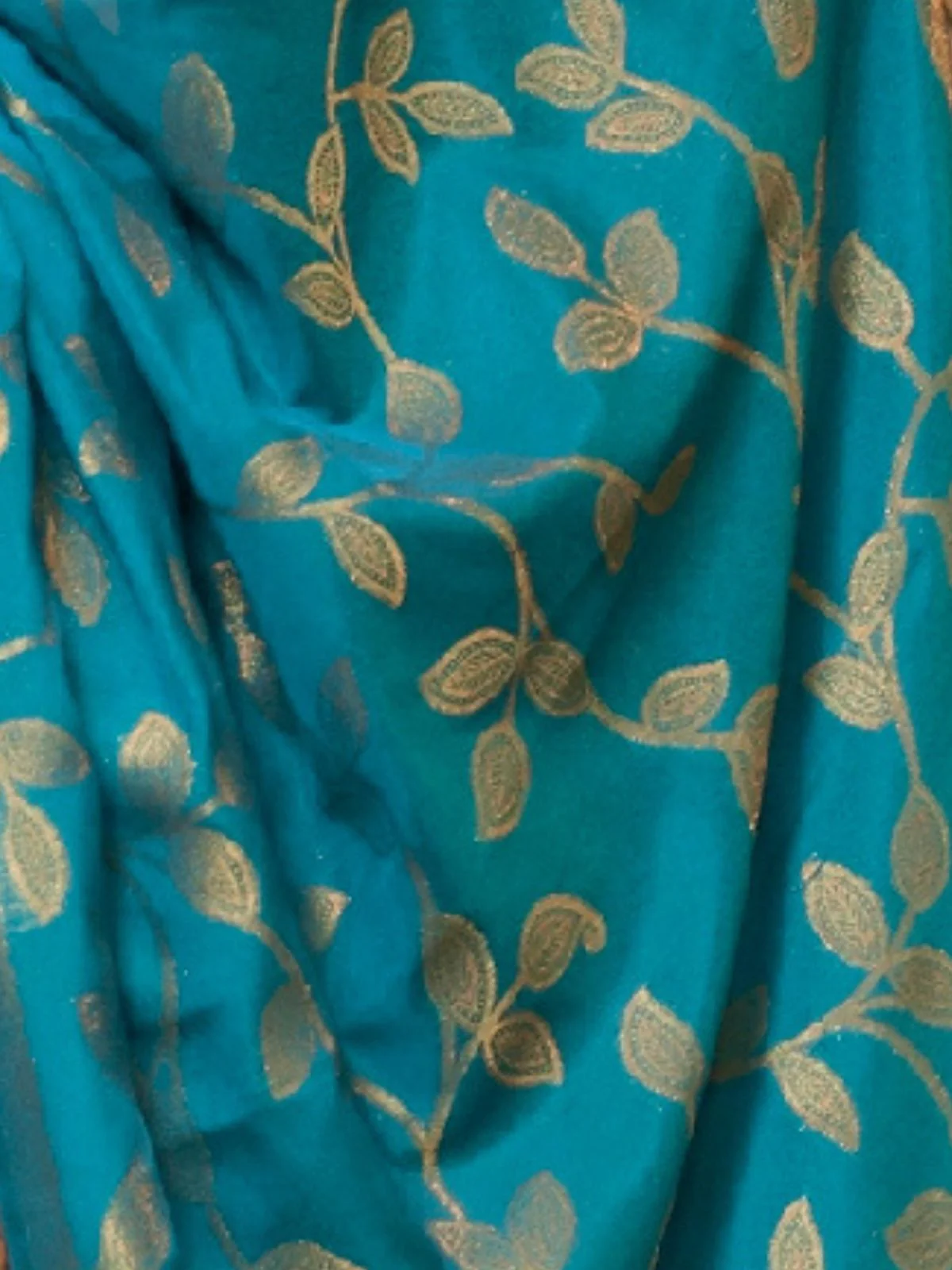 Odette Blue Woven Design Silk Blend Saree With Unstitched Blouse For Women - Image 4
