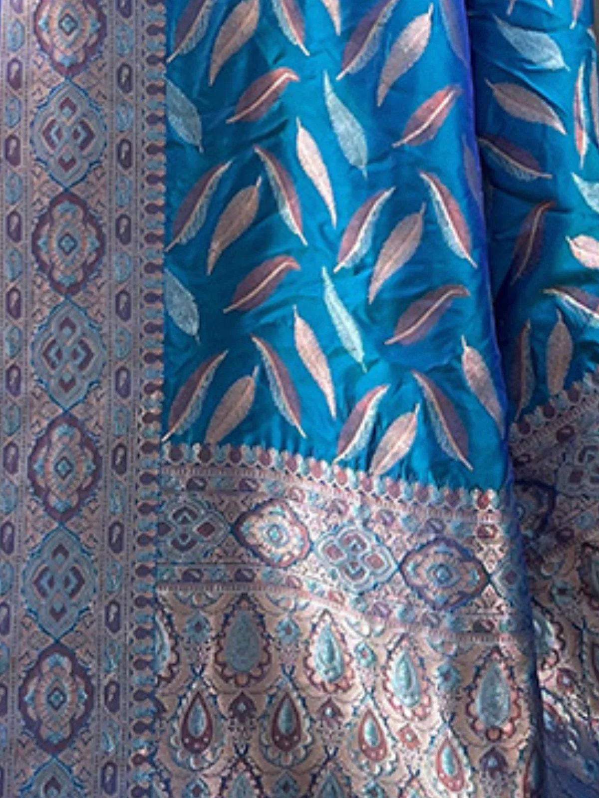 Odette Blue Woven Design Soft Silk Saree With Unstitched Blouse For Women - Image 4