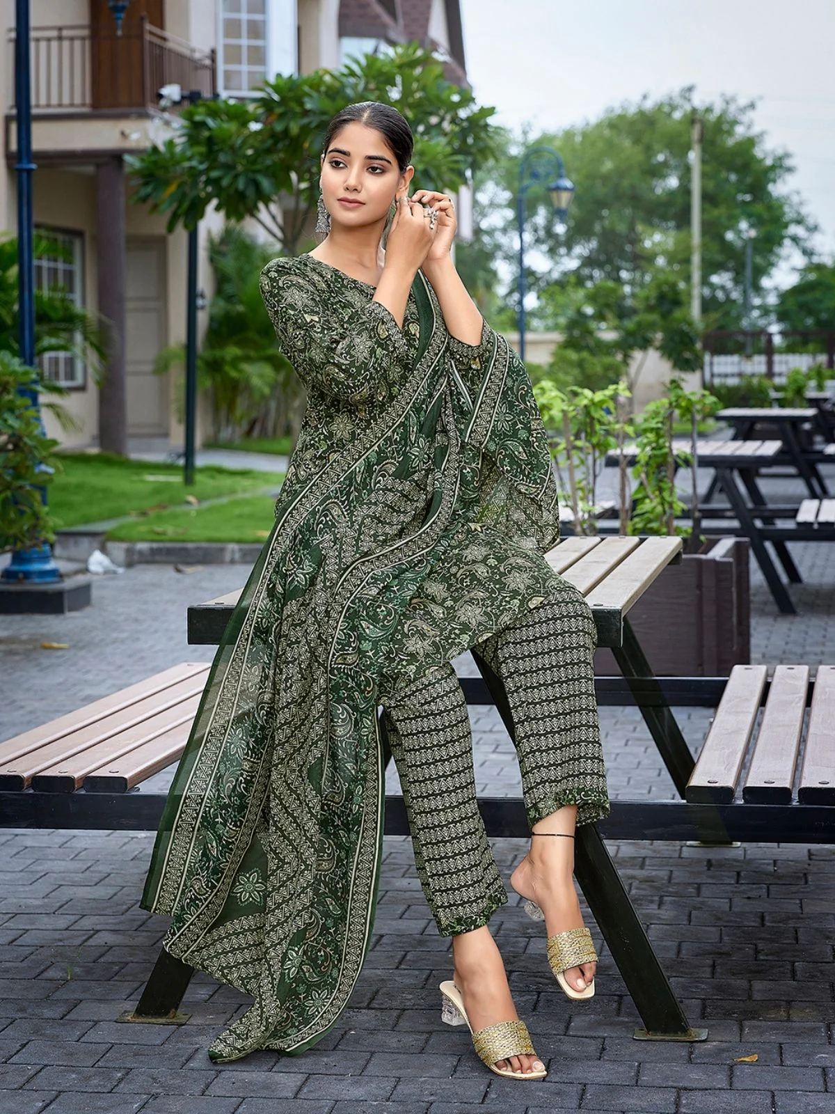 Odette Bottle Green Cotton Blend Printed Stiched Kurta Set For Women - Image 6