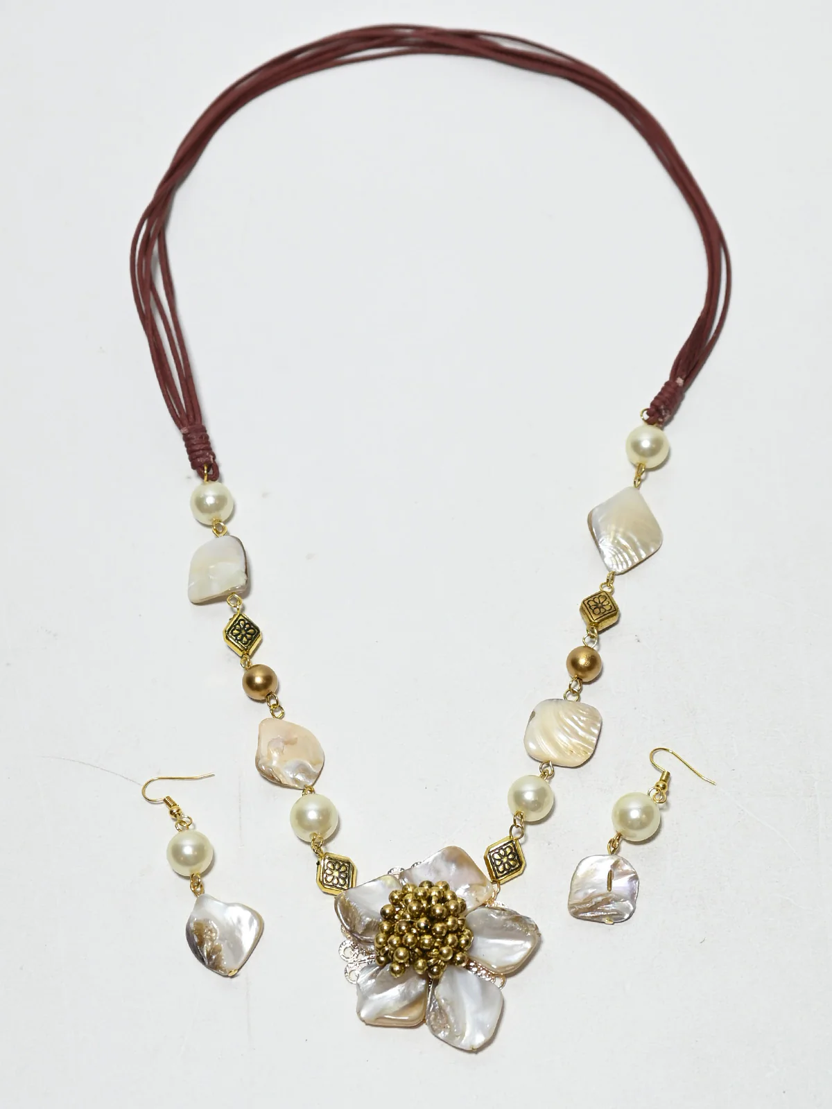 Odette Brown And White Thread Pearl Jewellery Set For Women - Image 2