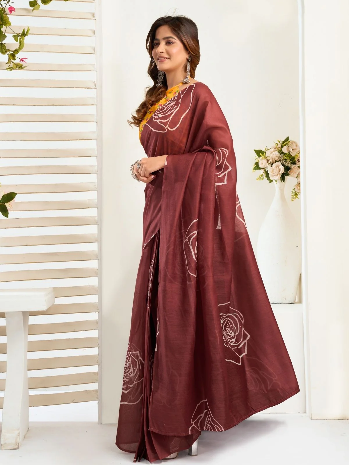 Odette Brown Cotton Linen Zari Work Saree For Women - Image 2