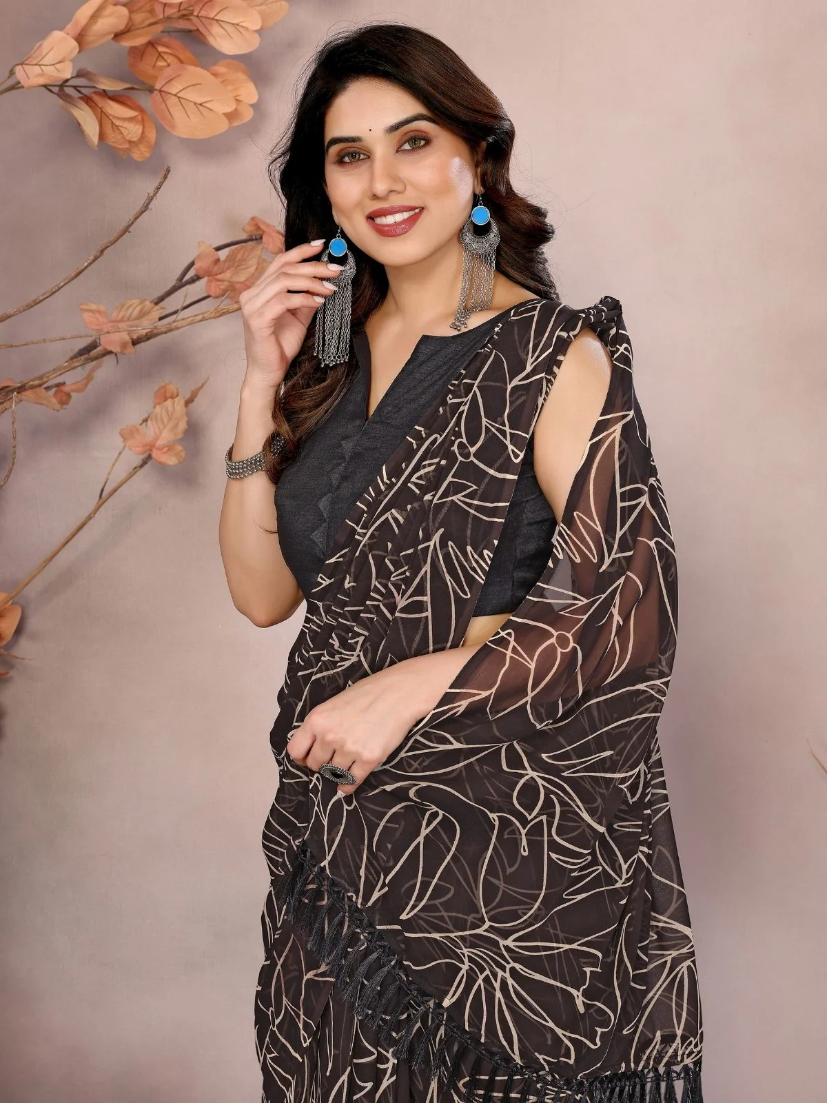 Odette Brown Georgette Printed Saree With Unstitched Blouse For Women - Image 4