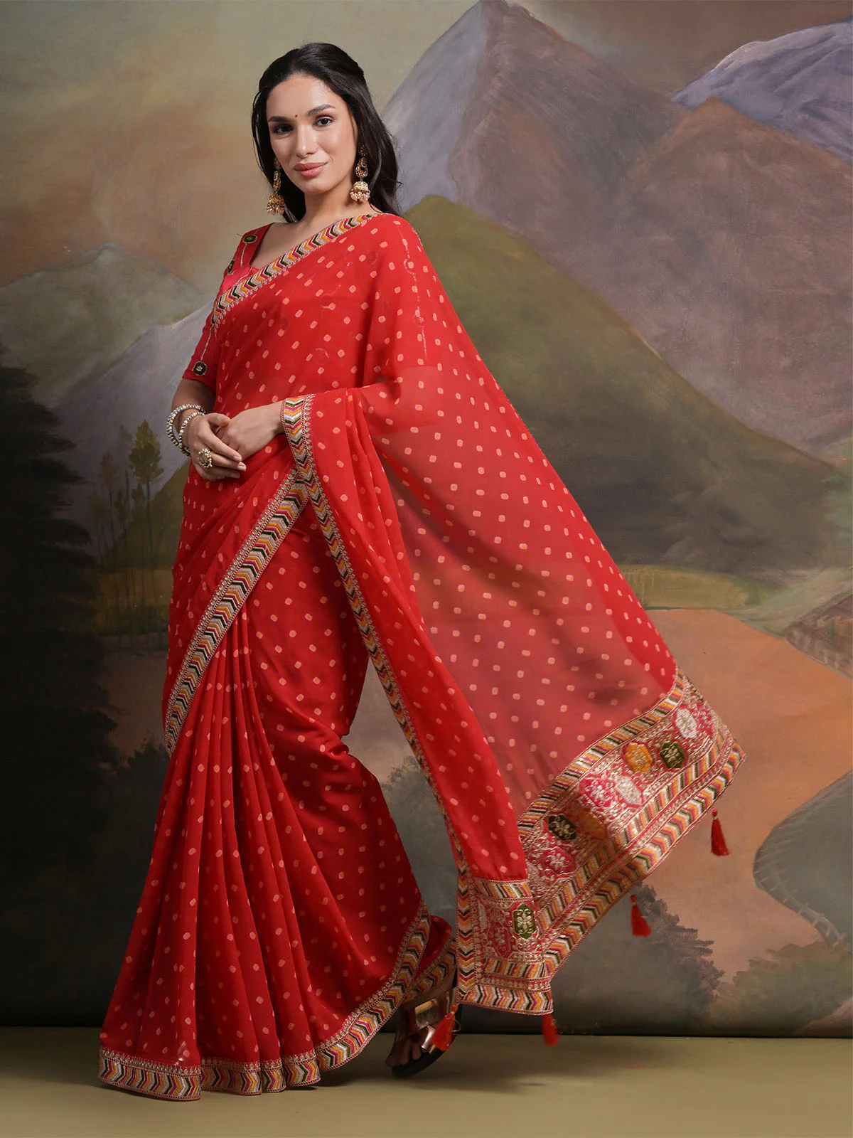Odette Red Printed Georgette Saree With Unstitched Blouse For Women - Image 2