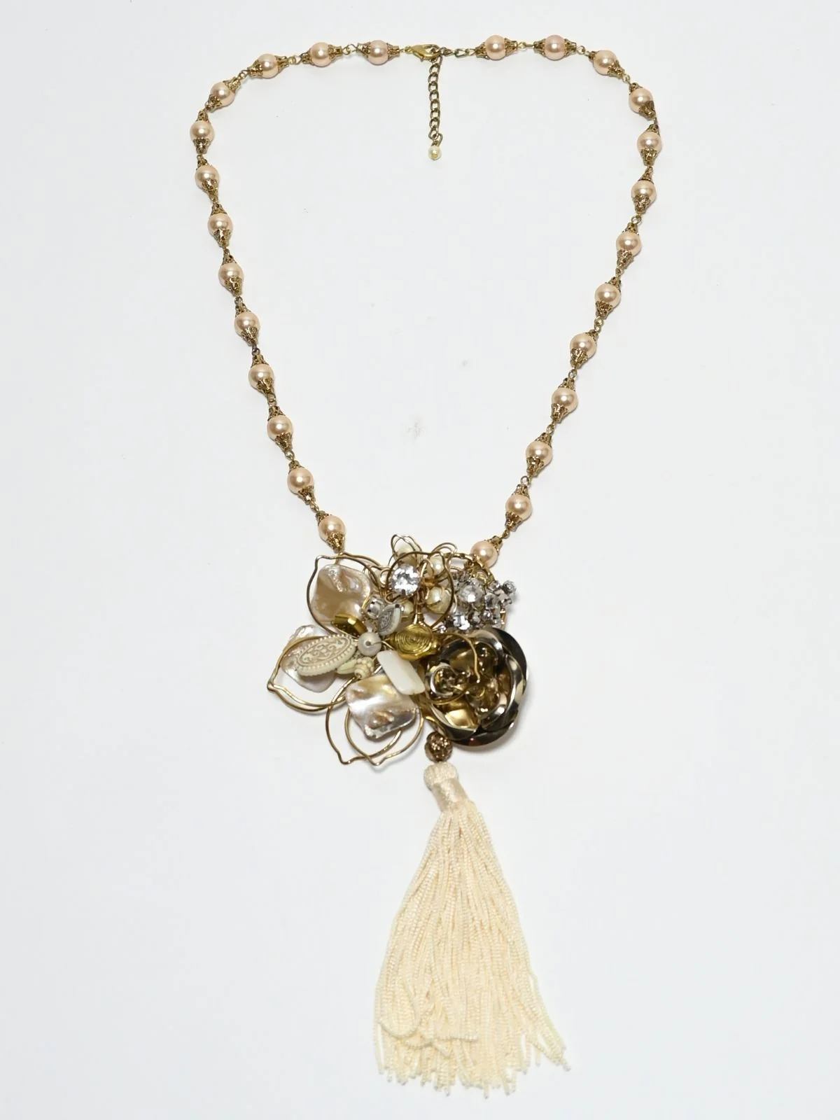 Odette Cream Alloy Stone With Pearl Jewellery Set For Women - Image 4