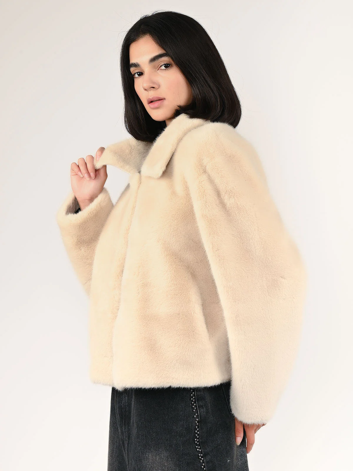 Odette Cream Faux Fur Solid Jacket For Women - Image 3