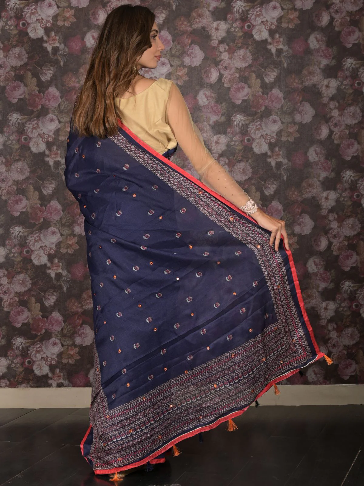 Odette Dark Blue Cotton Blend Woven Saree with Unstitched Blouse for Women - Image 4