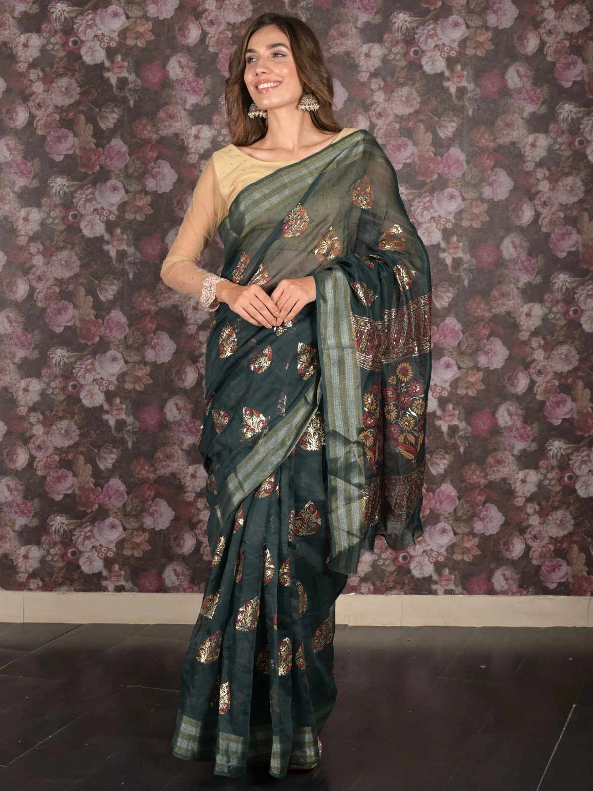 Odette Dark Green Block Printed Cotton Blend Saree with Unstitched Blouse for Women - Image 3