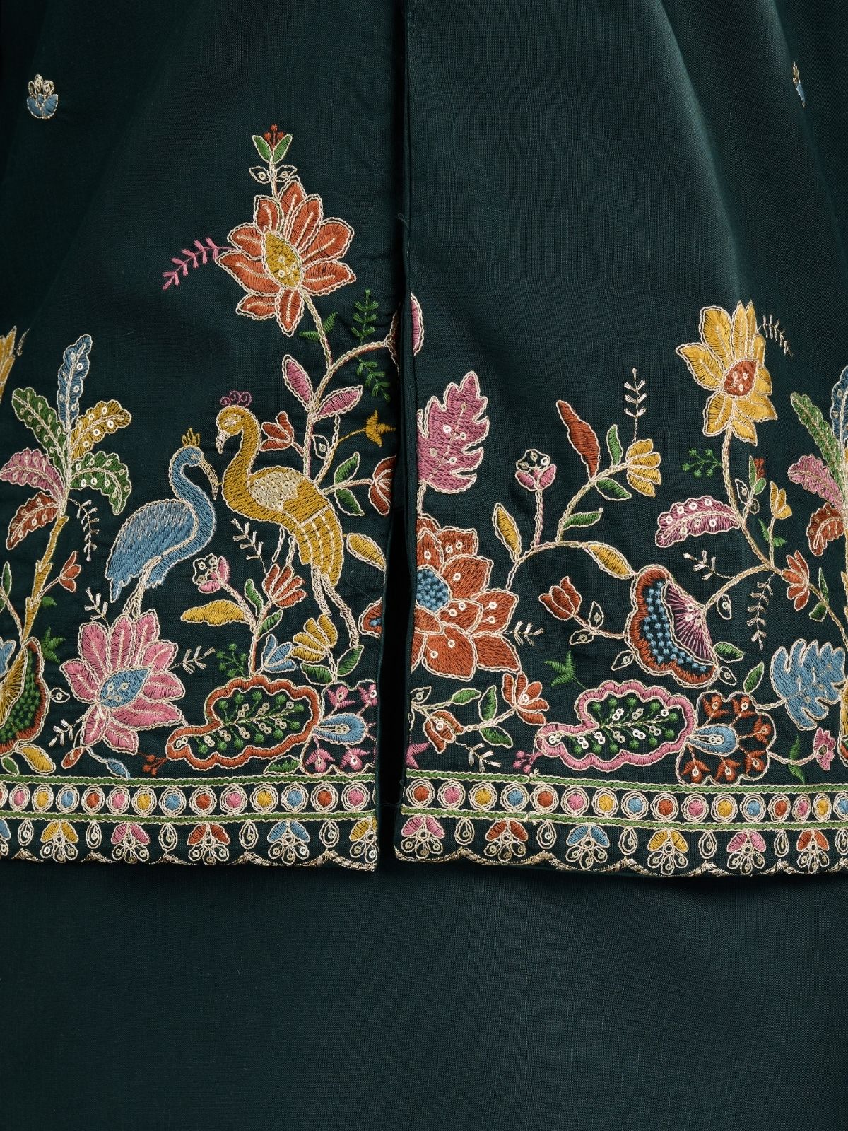 Odette Dark Green Cotton Blend Embroidered Stitched Kurta For Men - Image 7