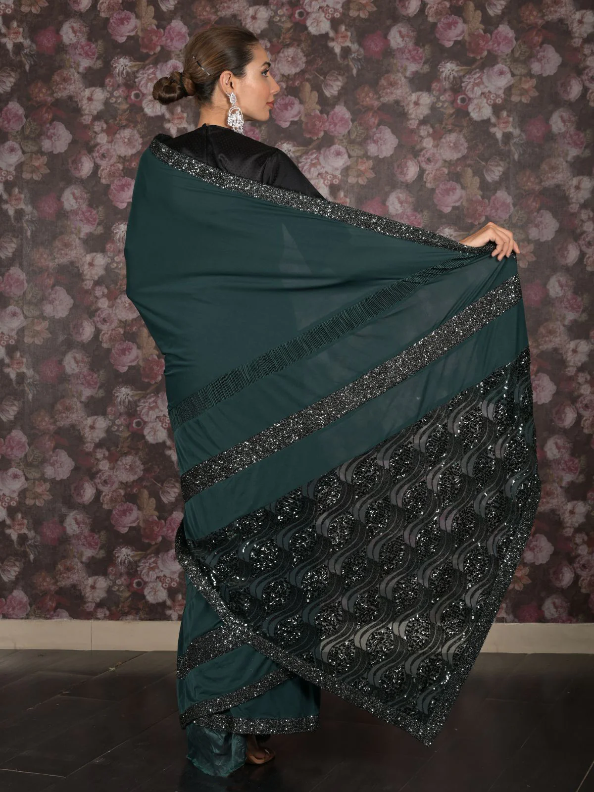 Odette Dark Green Embellished Lycra Saree With Unstitched Blouse For Women - Image 4