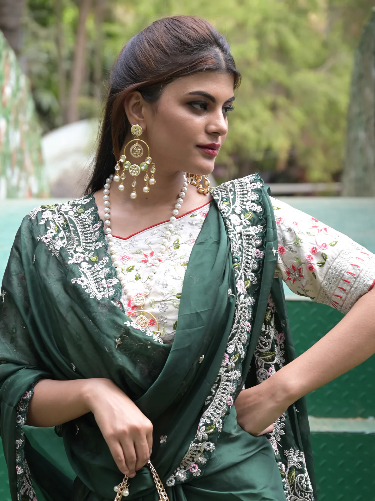 Odette Dark Green Embroidered Satin Georgette Saree with Unstitched Blouse for Women - Image 4