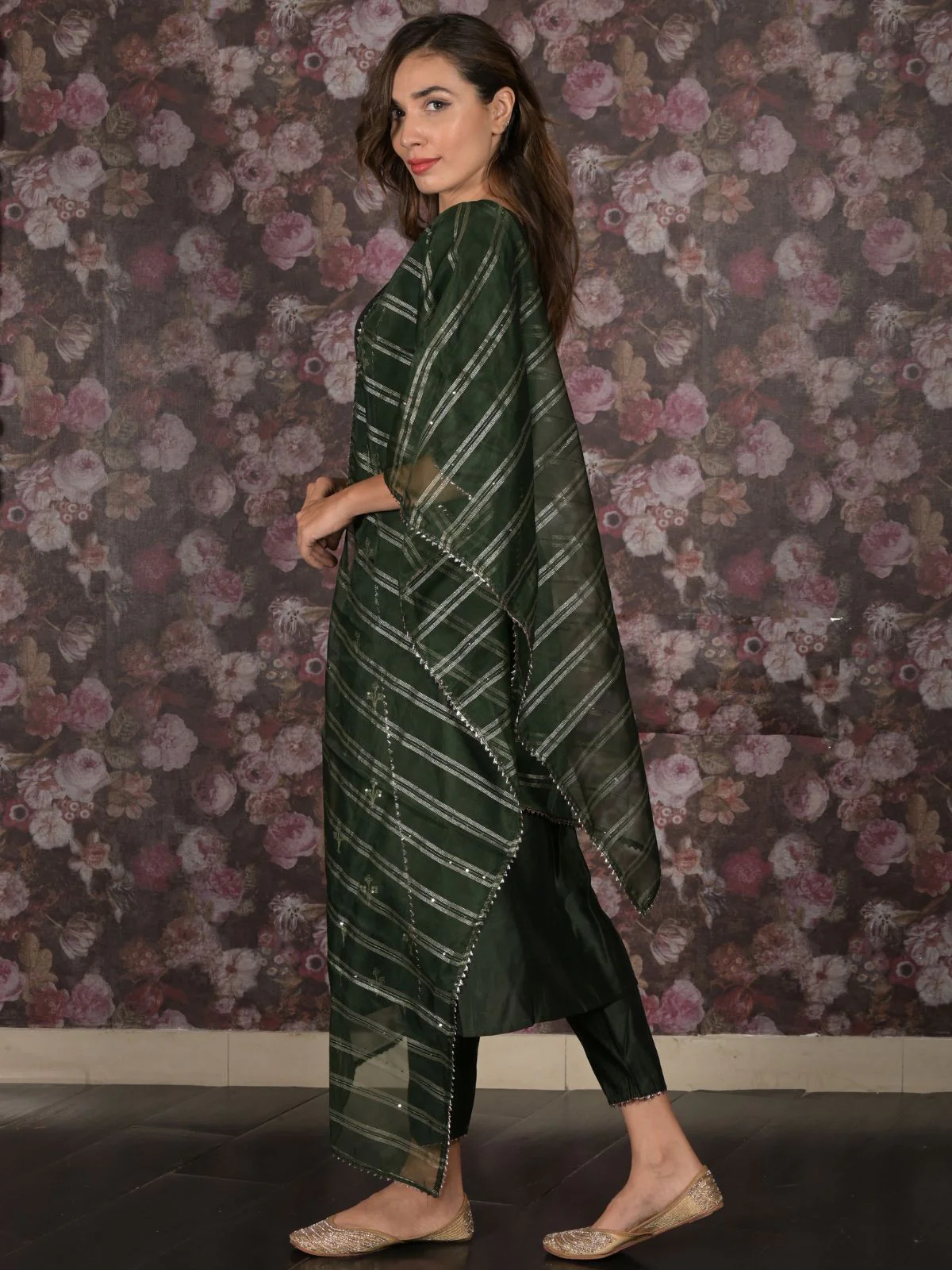 Odette Dark Green Embroidered Stitched Cotton Blend Kurta Set for Women - Image 3