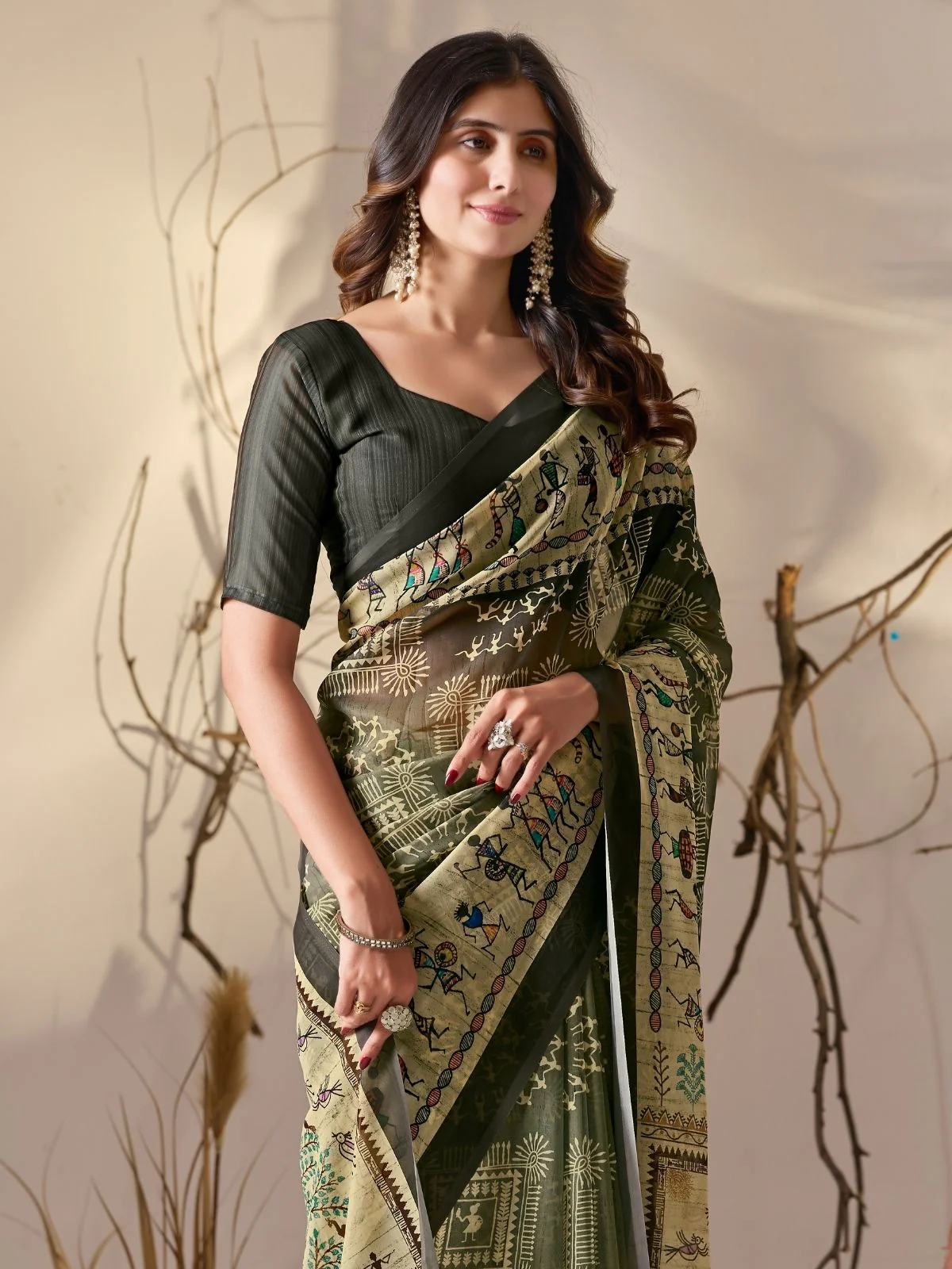Odette Dark Green Georgette Printed Saree For Women - Image 4