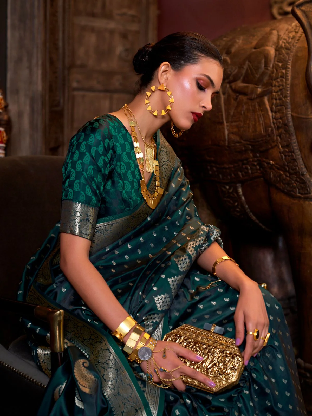 Odette Dark Green Satin Woven Saree With Unstitched Blouse For Women - Image 2