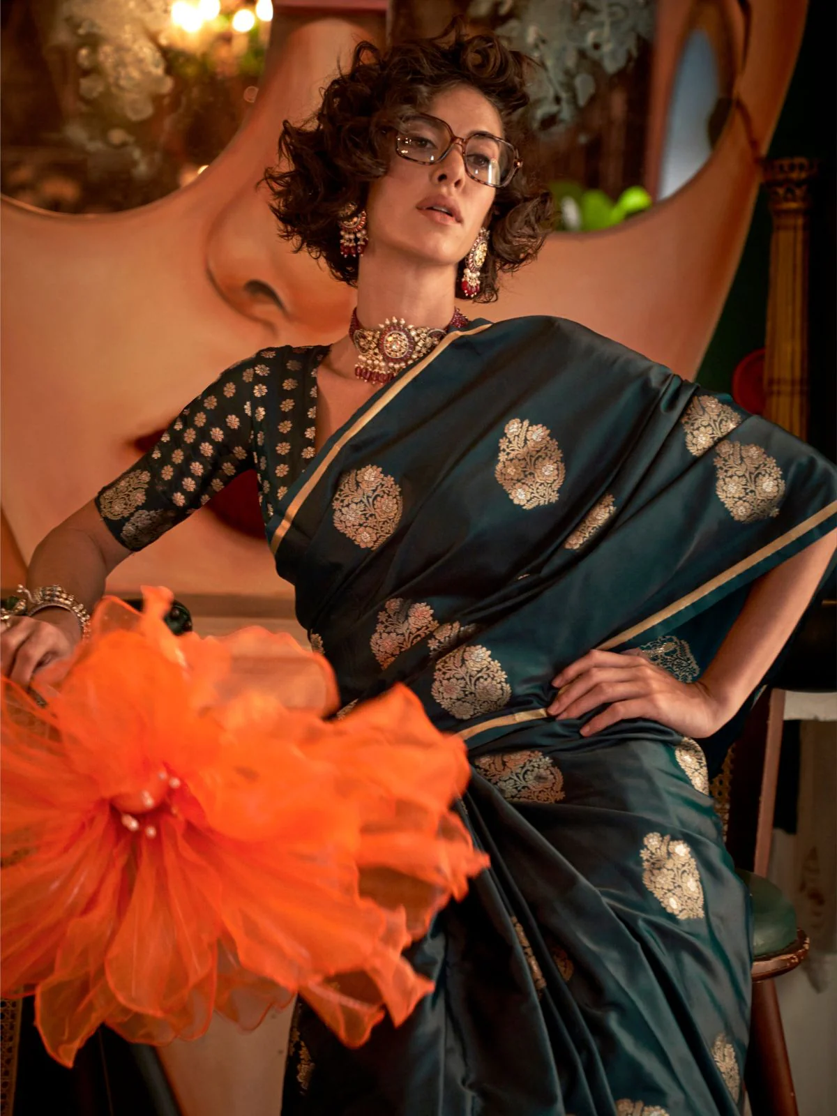 Odette Dark Green Satin Woven Saree With Unstitched Blouse For Women - Image 2