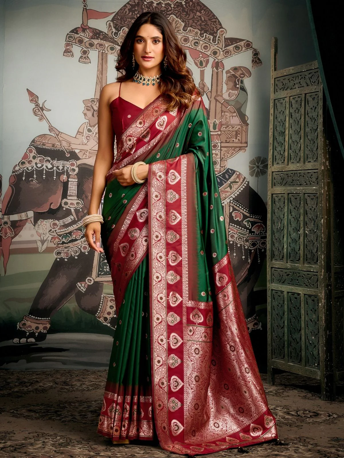 Odette Dark Green Silk Blend Woven Saree For Women