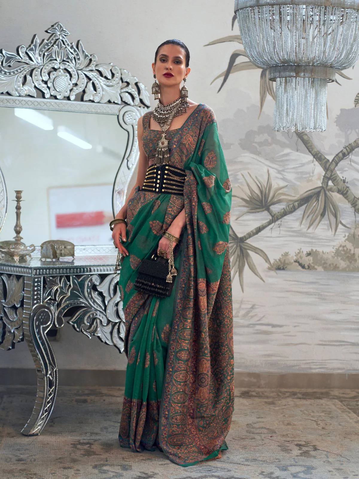 Odette Dark Green Silk Blend Woven Saree With Unstitched Blouse For Women