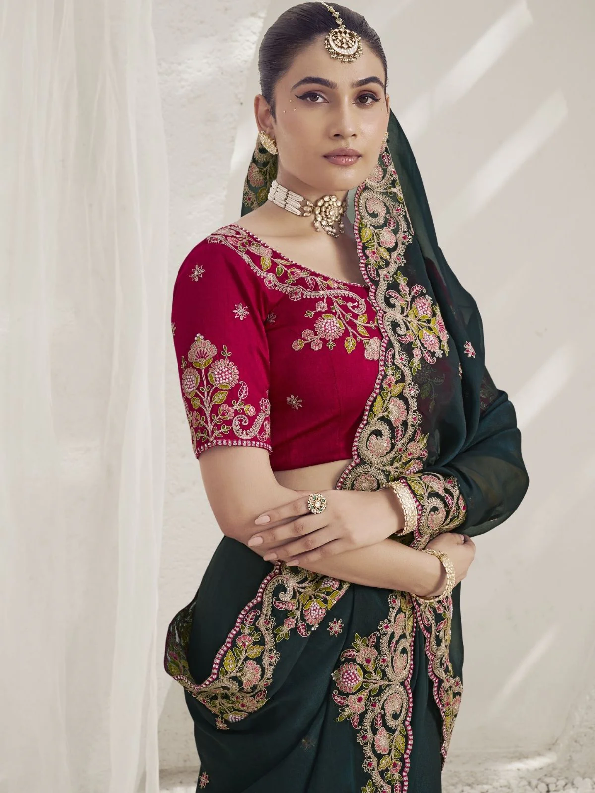 Odette Dark Green Georgette Embroidered Saree With Unstitched Blouse For Women - Image 2