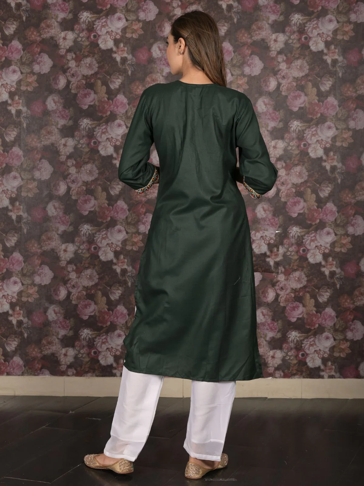 Odette Dark Green Straight Embroidered Kurta For Women - Image 4