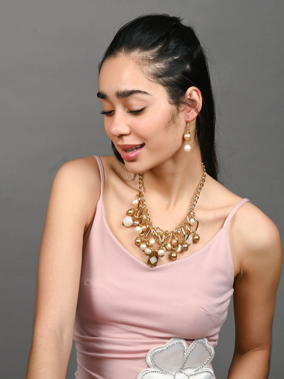 Odette Golden Alloy Embellished Jewellery Set For Women - Image 2