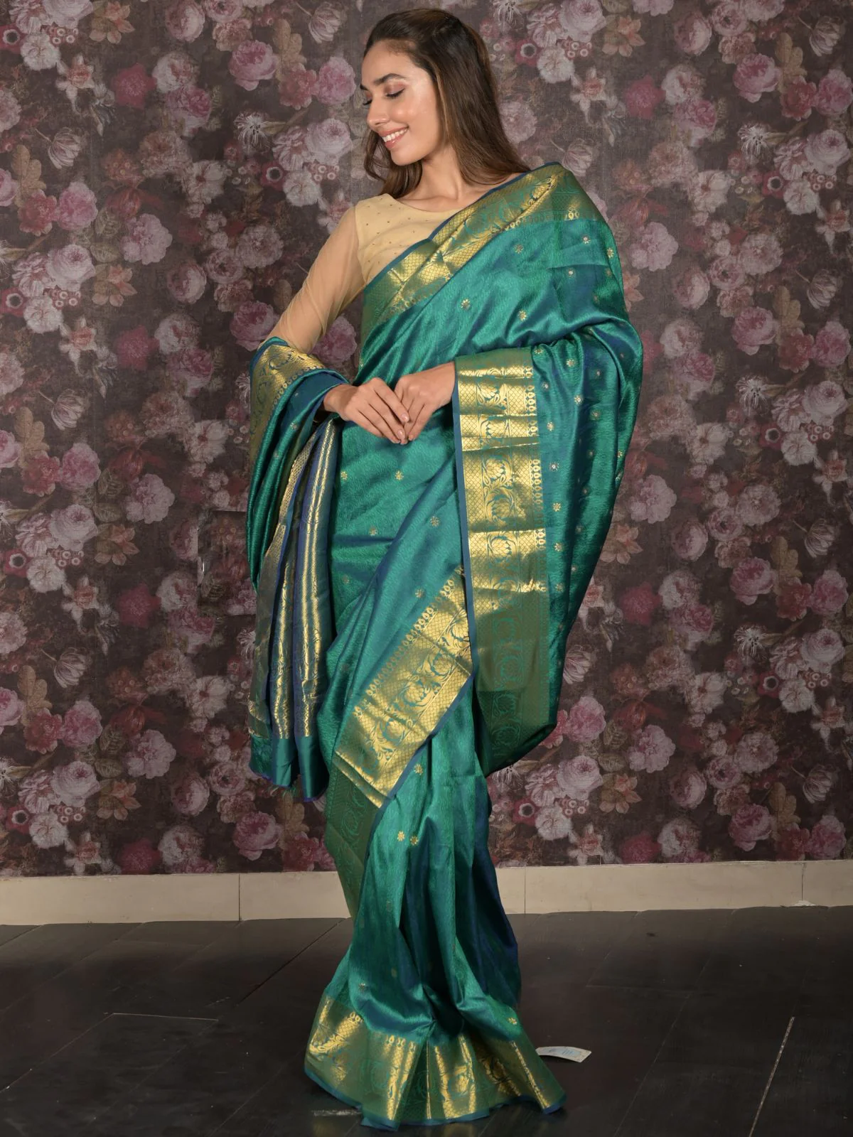 Odette Blue and Green Silk Blend Double Shaded Woven Saree with Unstitched Blouse for Women - Image 2