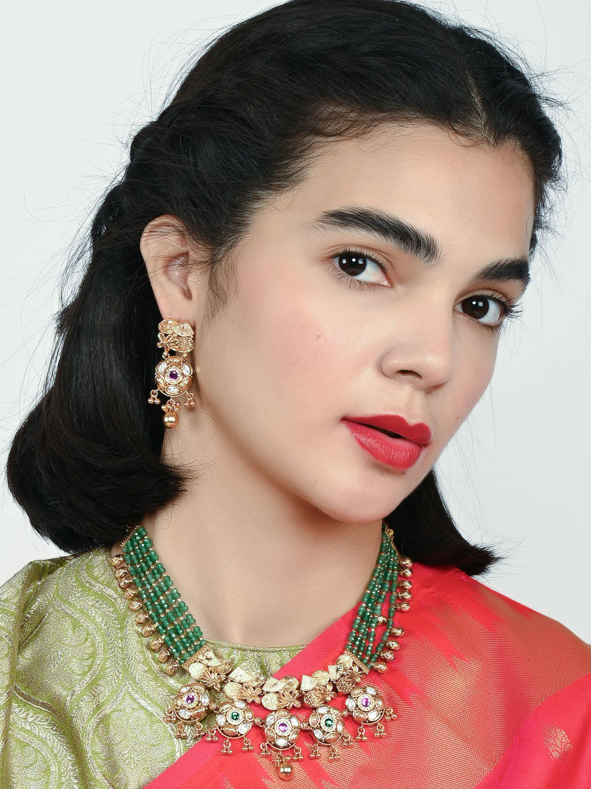 Odette Green And Golden Alloy Beaded Pearl Jewellery Set For Women