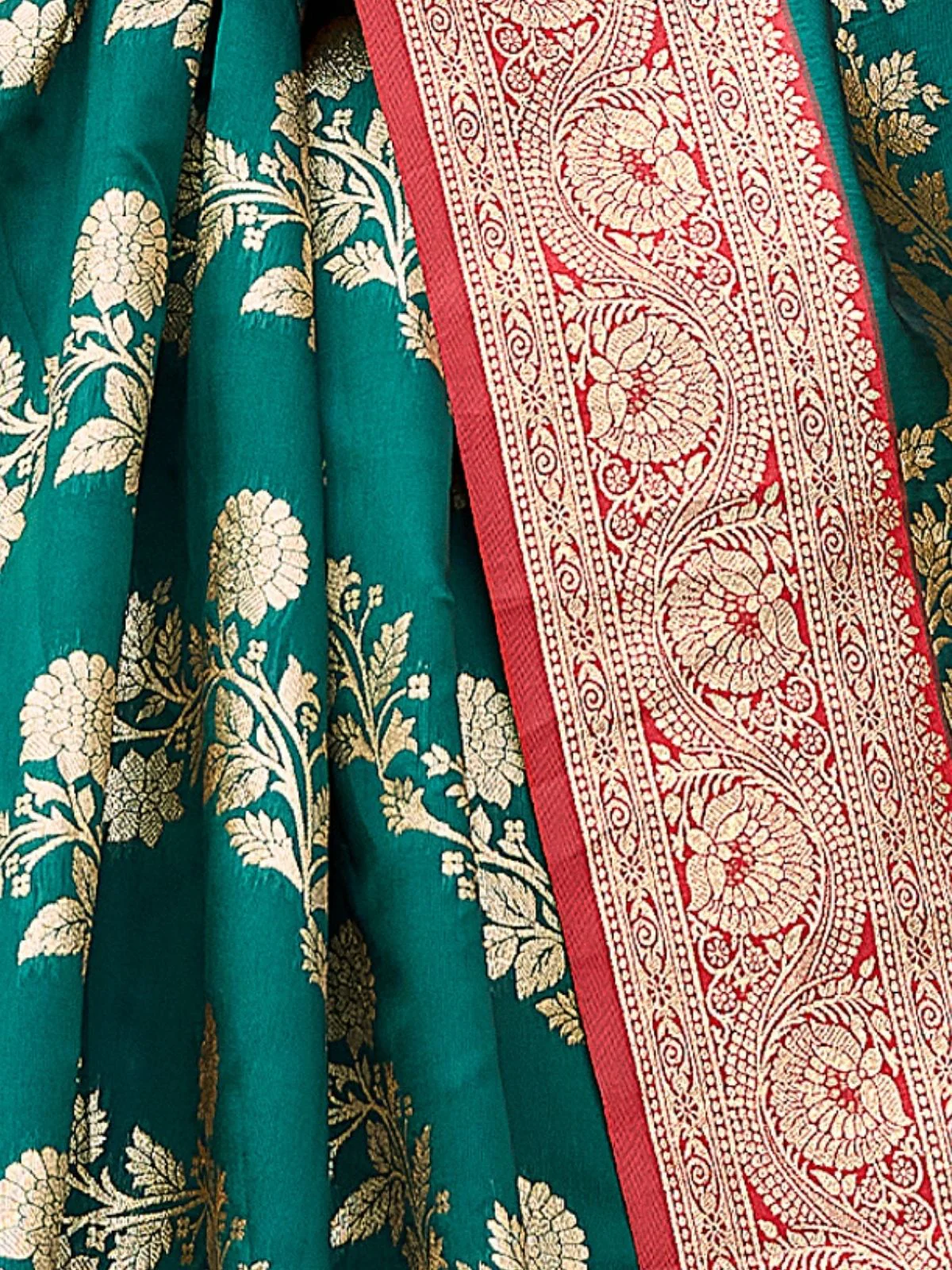 Odette Green and Red Silk Blend Woven Saree For Women - Image 4