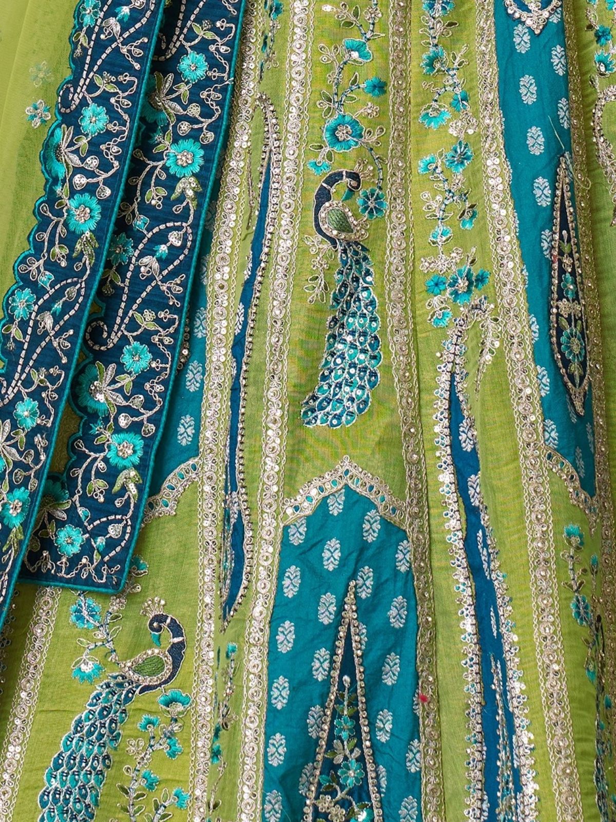 Odette Green Banarasi Silk Embroidered Semi-Stitched Lehenga For Women - Image 5