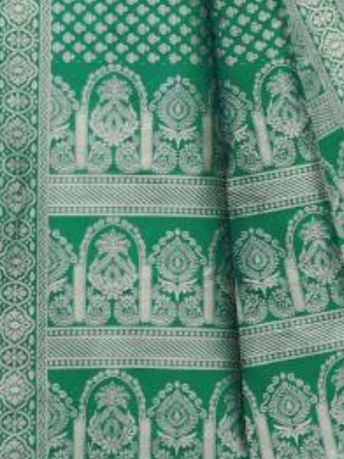 Odette Green Banarasi Silk Woven Saree With Unstitched Blouse For Women - Image 3