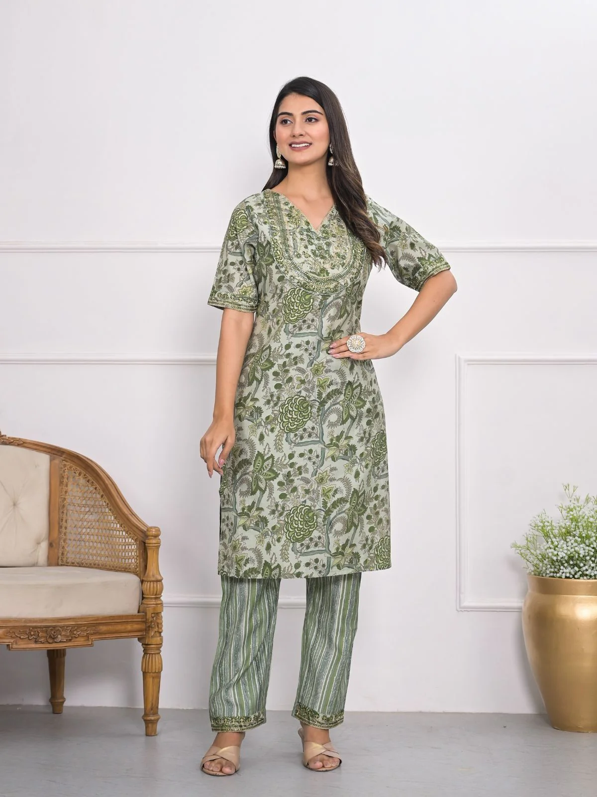 Odette Green Chanderi Embroidered And Printed Stitched Kurta Set Without Dupatta For Women - Image 2