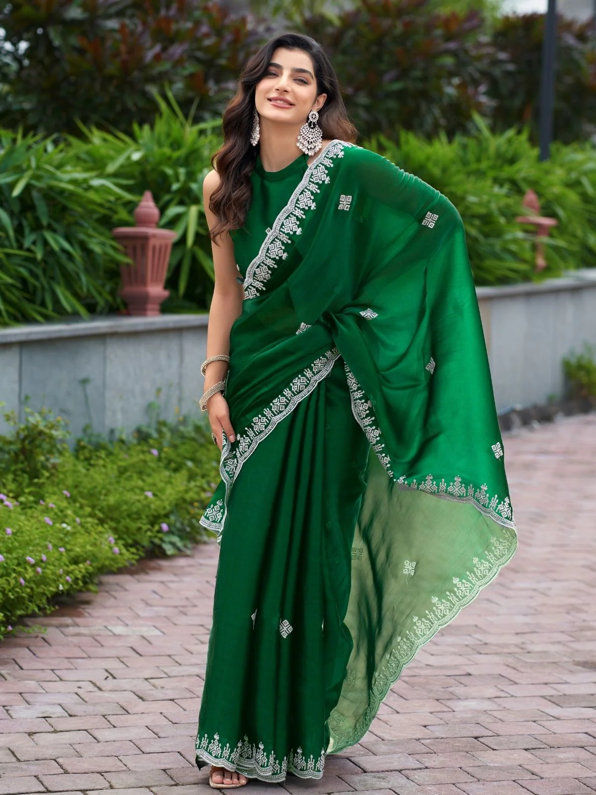Odette Green Chiffon Embroidered Saree For Women - Image 2
